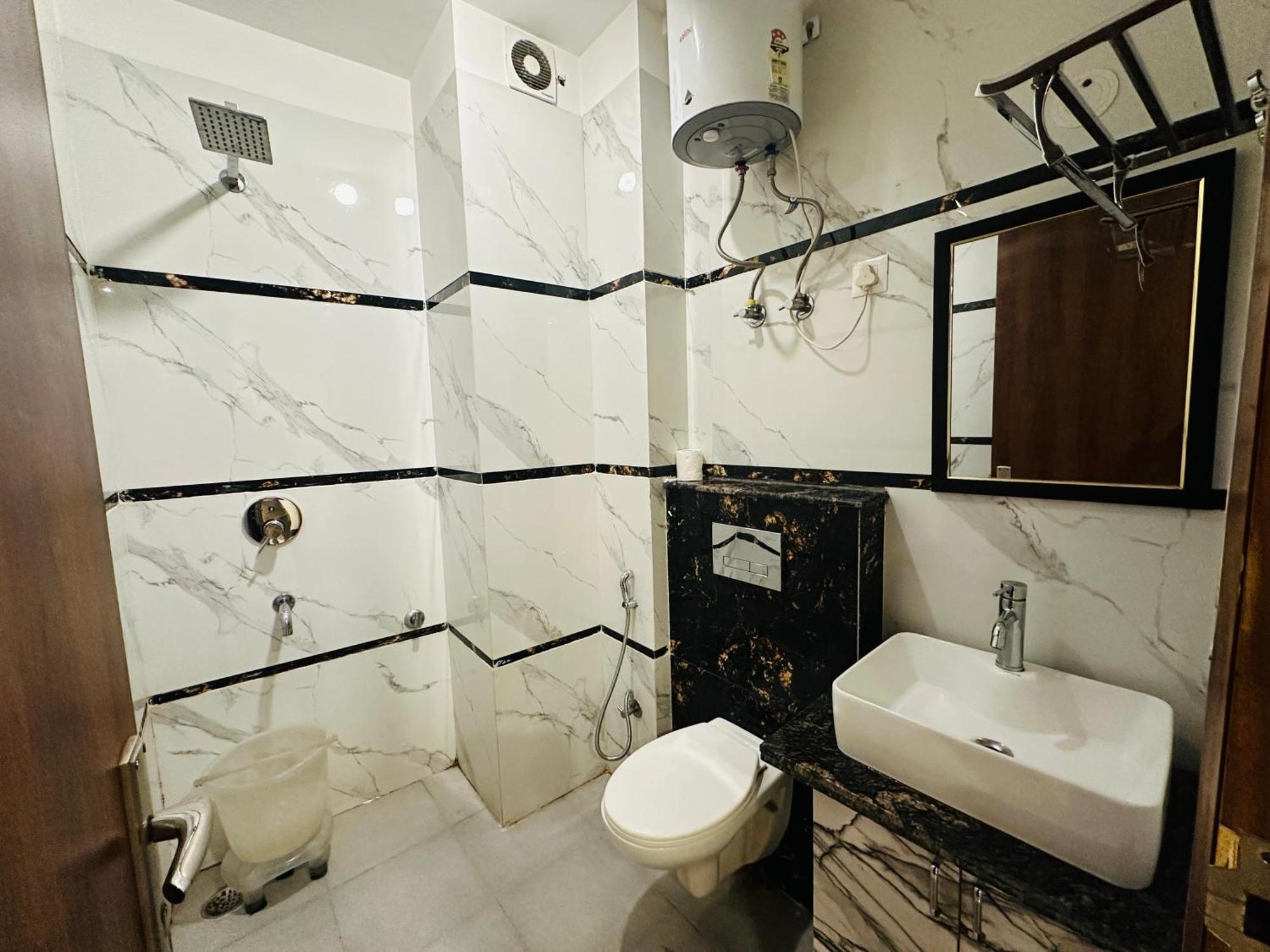 De Clark Residency Delhi Airport New Delhi