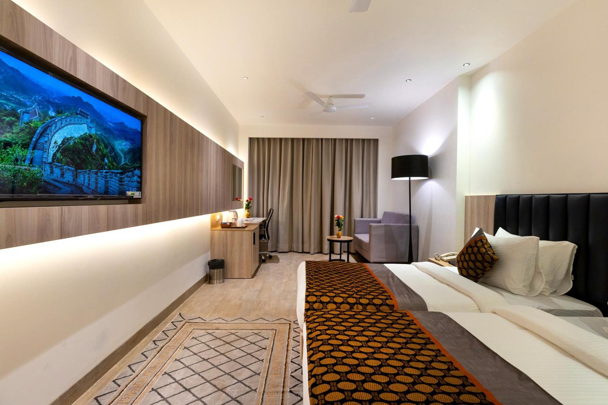 Hotel Opo Royal Residency 4*