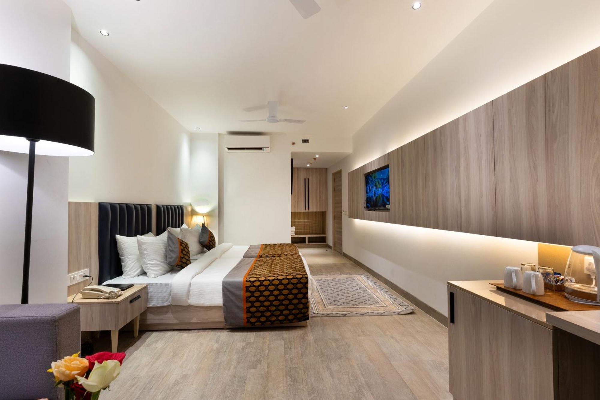 Hotel Opo Royal Residency New Delhi