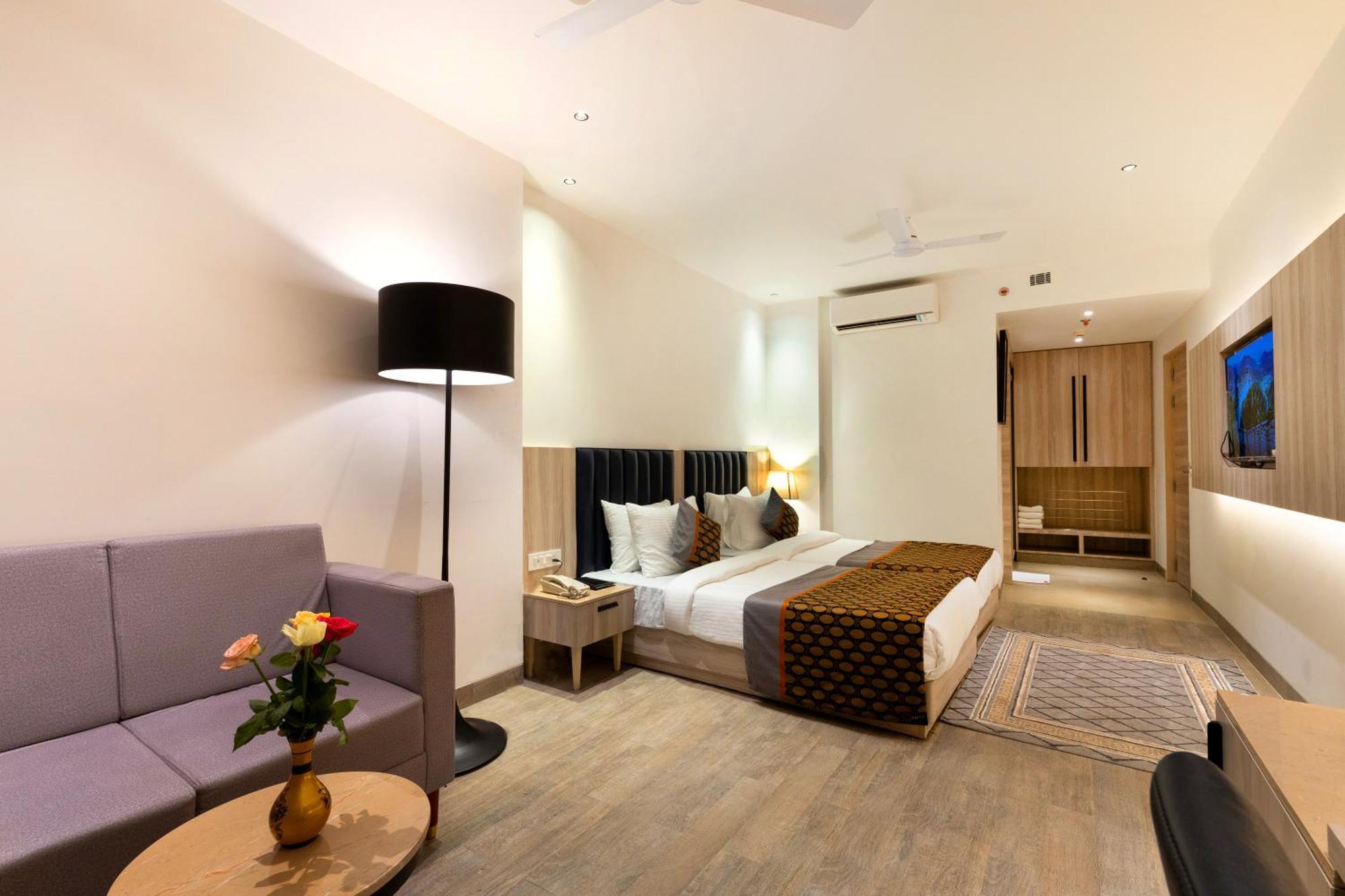 Hotel Opo Royal Residency New Delhi