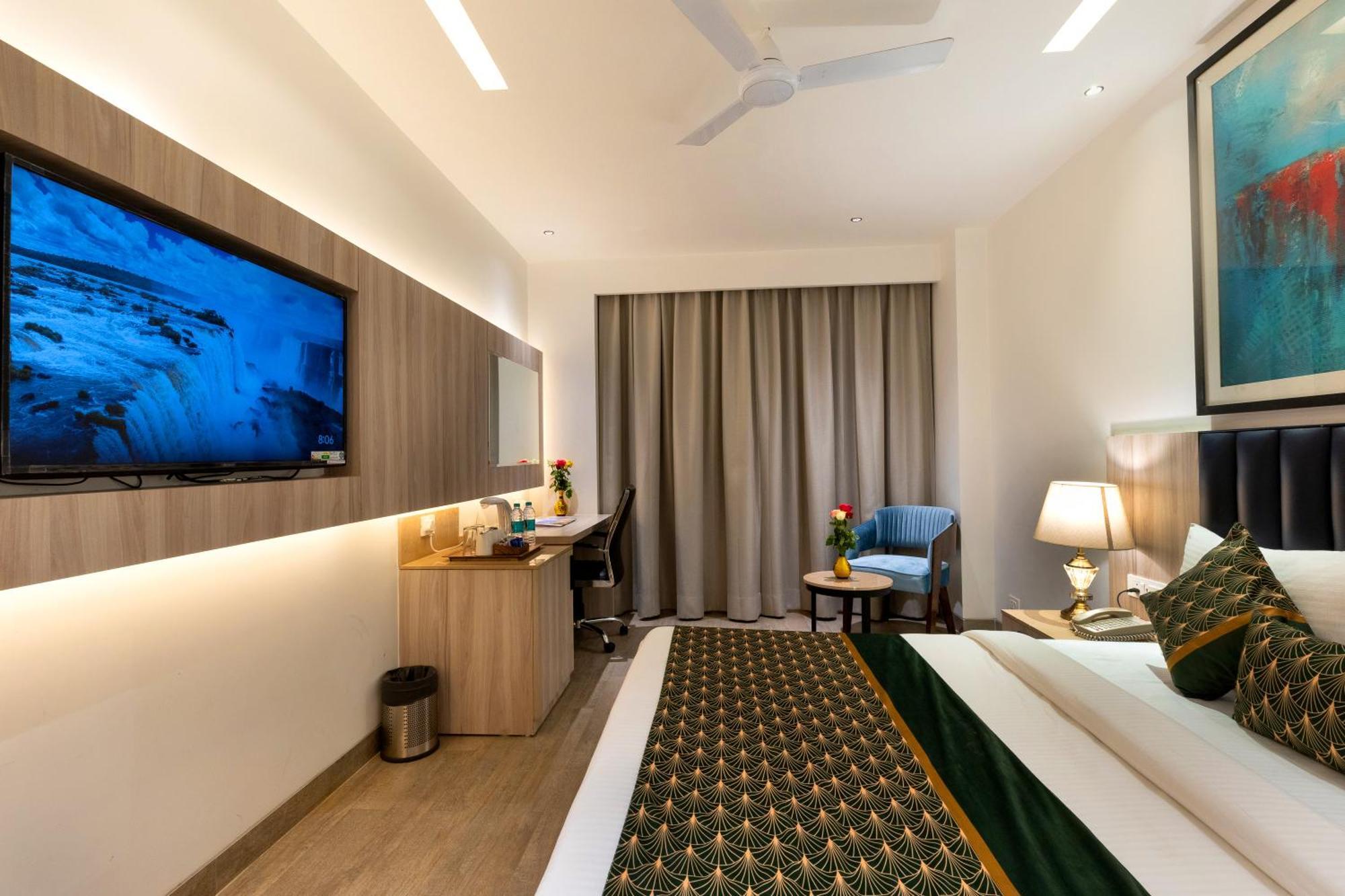 Opo Royal Residency Hotel 4*