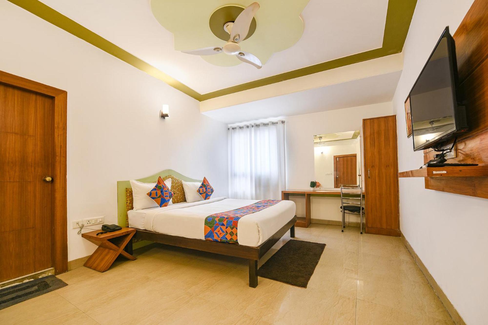 Fabhotel The Grand Ambrosia New Delhi