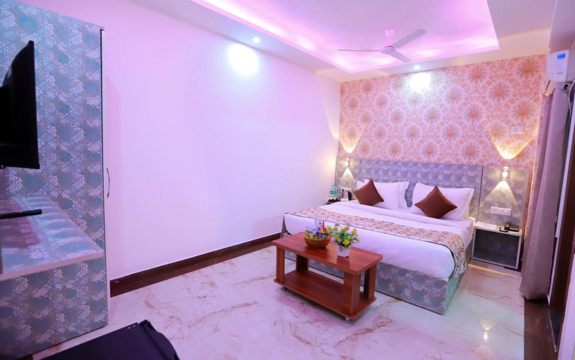 Apollyon Homestay