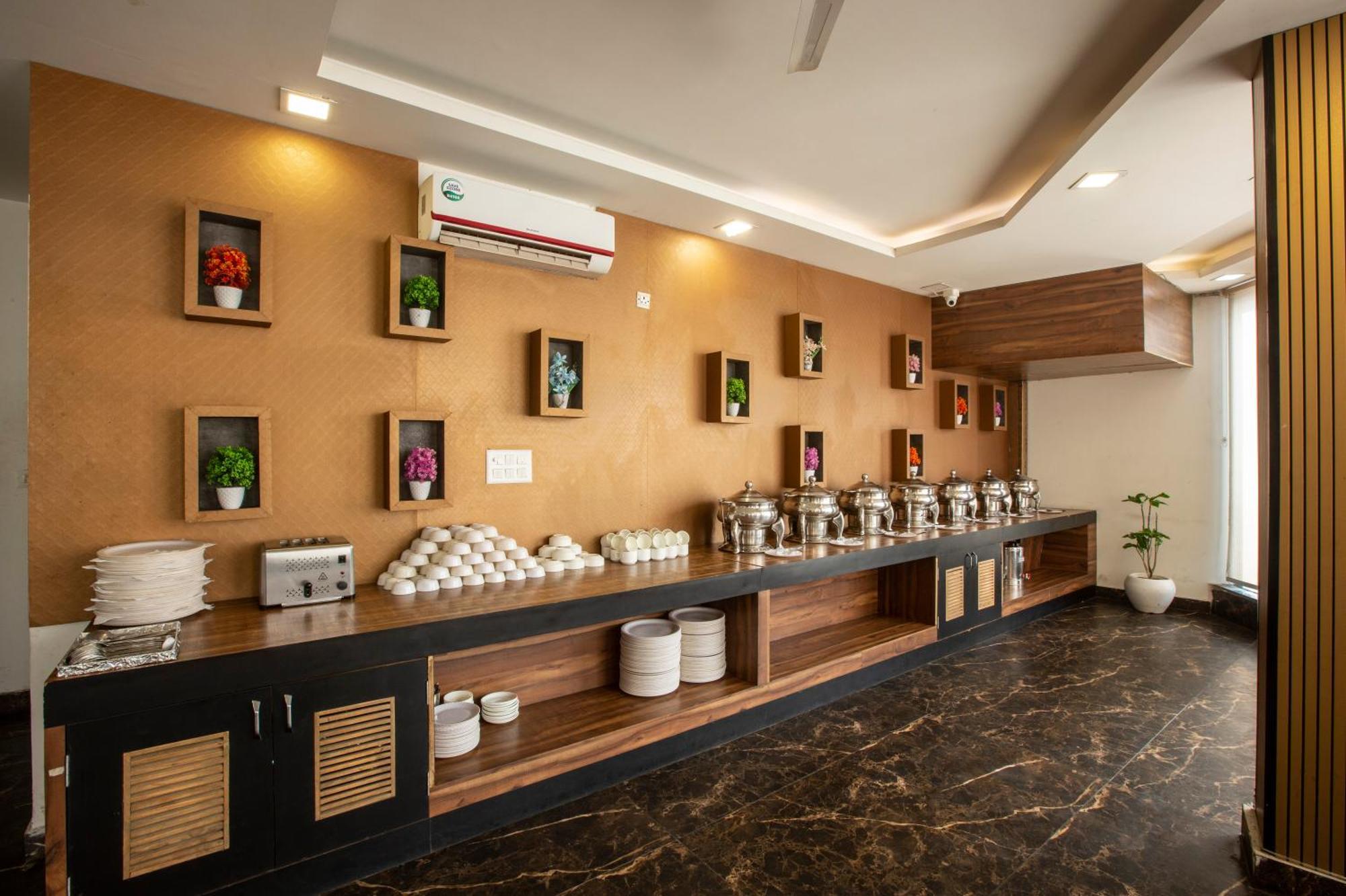 The Prithvi Near Delhi Airport Hotel Nova Deli