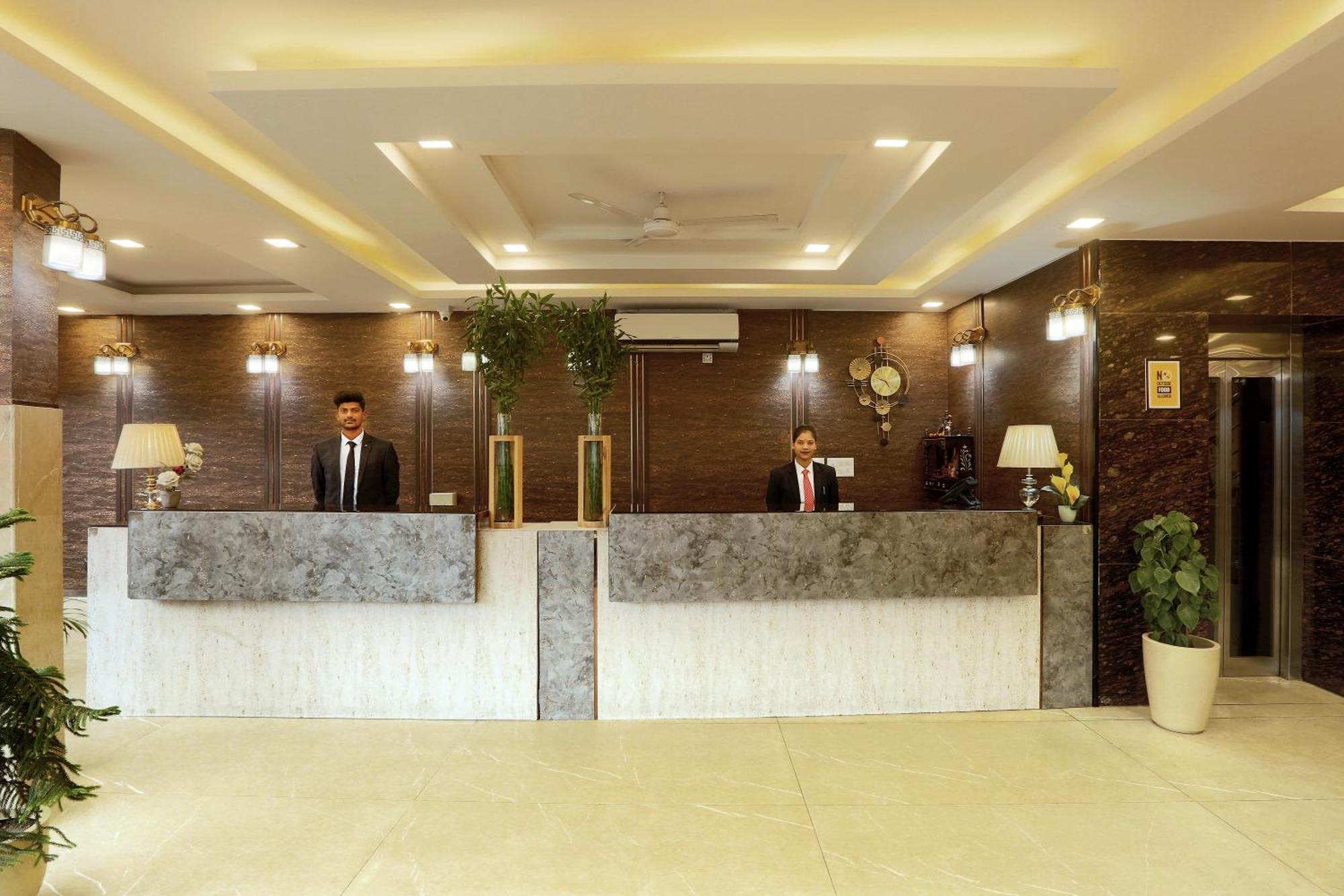 Hotel The Prithvi Near Delhi Airport