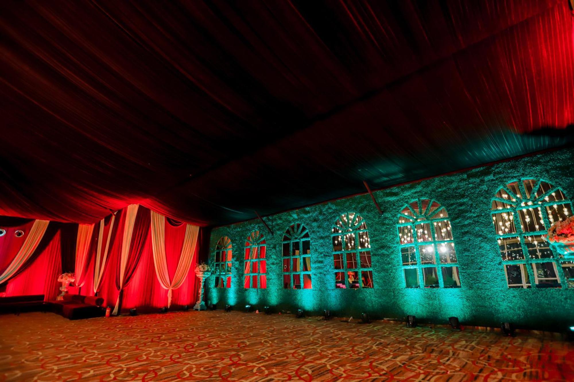 Bel-la Monde Nh8 At 6km From Igi Airport Delhi 4* Nova Deli