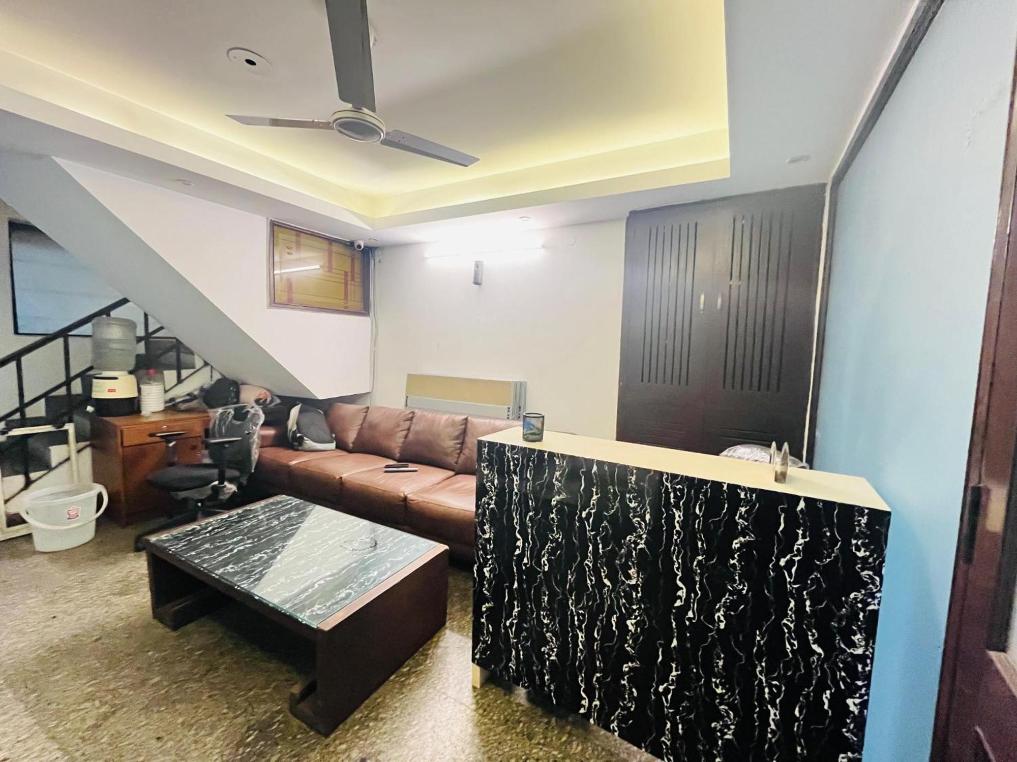 Hauz Hotel 3*