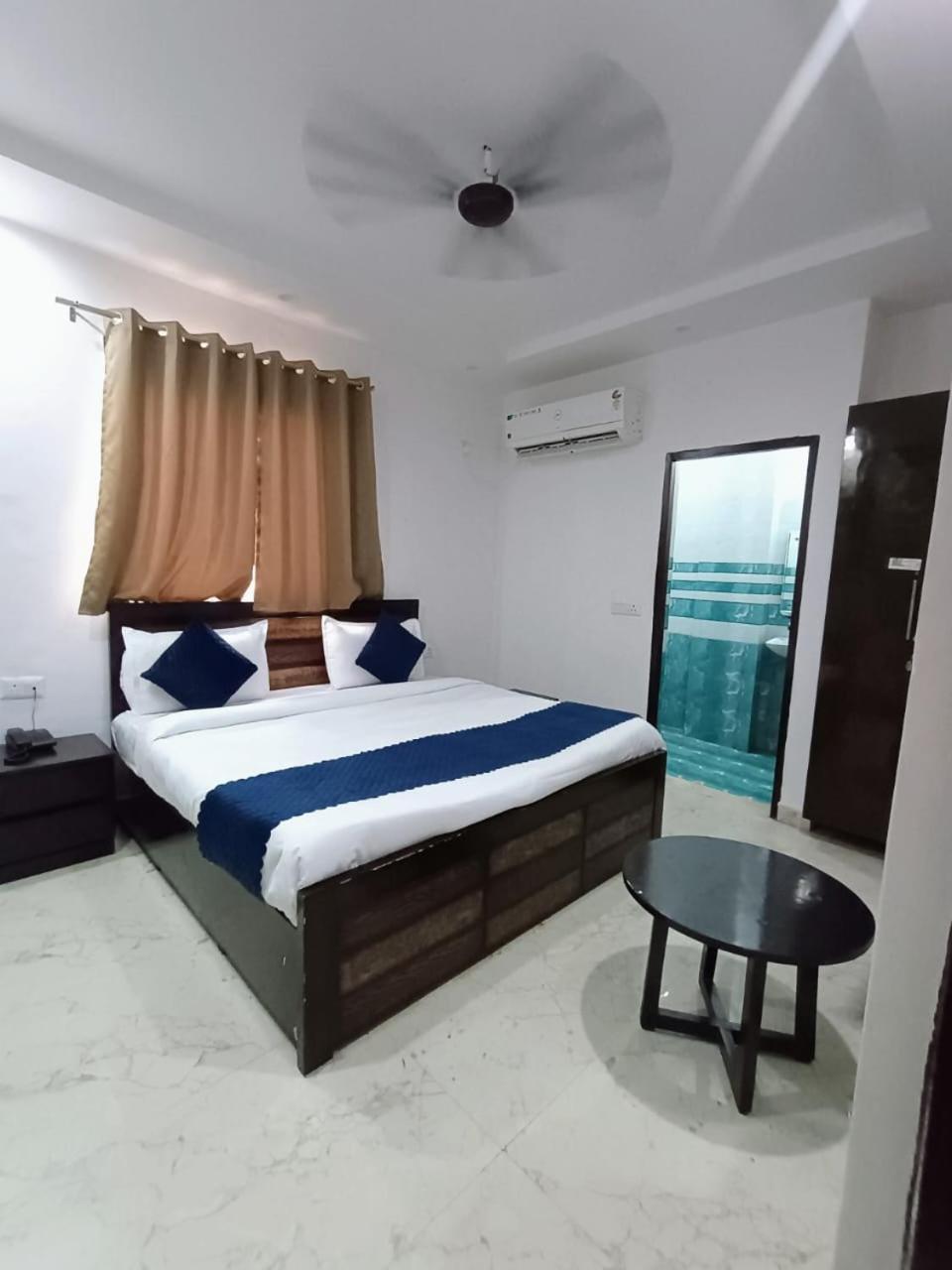 Bella In Prime Near Delhi International Airport Hotel 3*