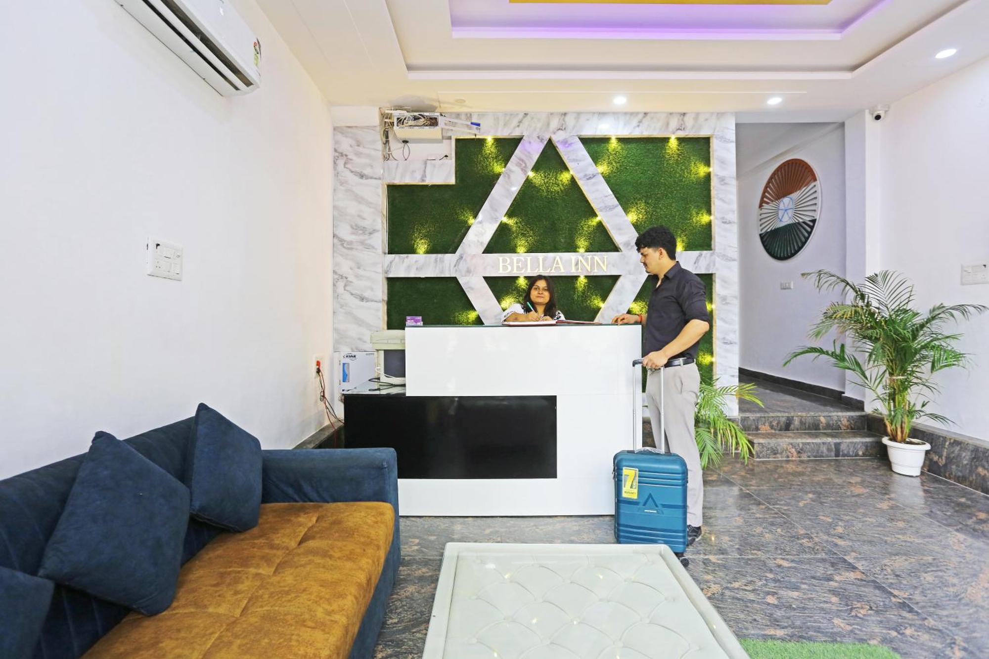 Bella In Prime Near Delhi International Airport Nova Deli