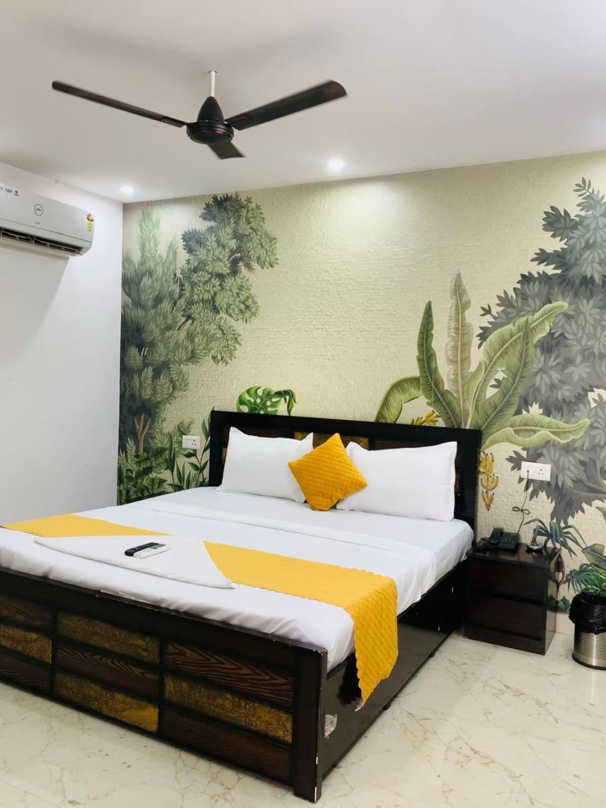 Bella In Prime Near Delhi International Airport Hotel 3*