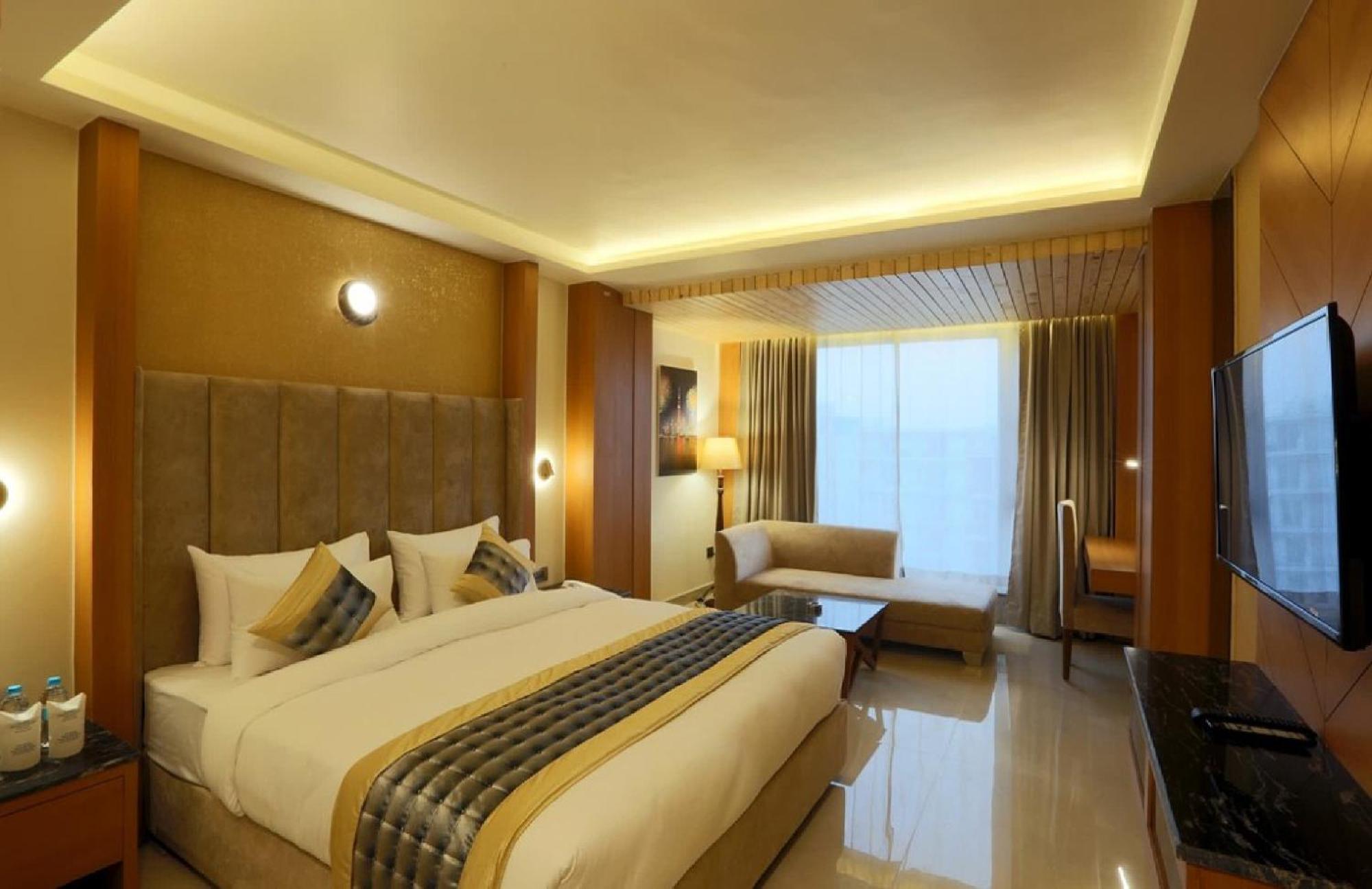 Luxury Near Igi Airport New Delhi