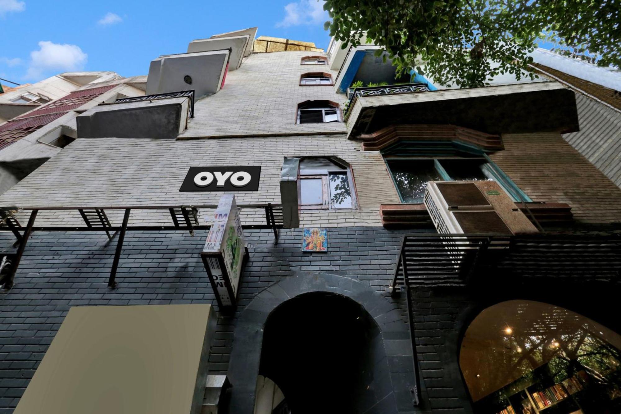 Oyo Flagship 81002 Tsa Hotel 3*