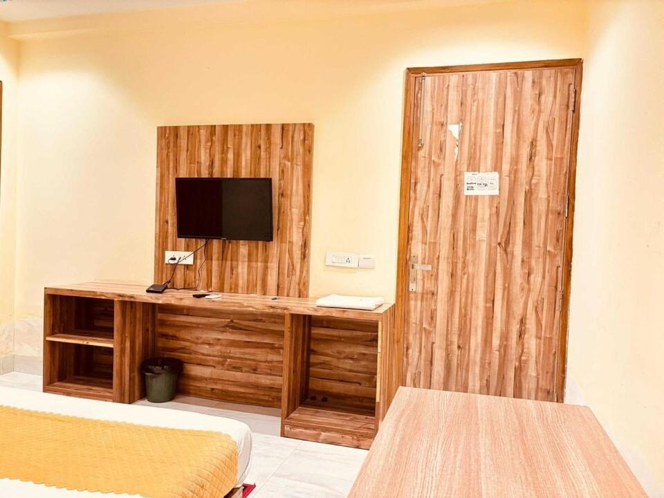 O Brent Wood Hotel 3*