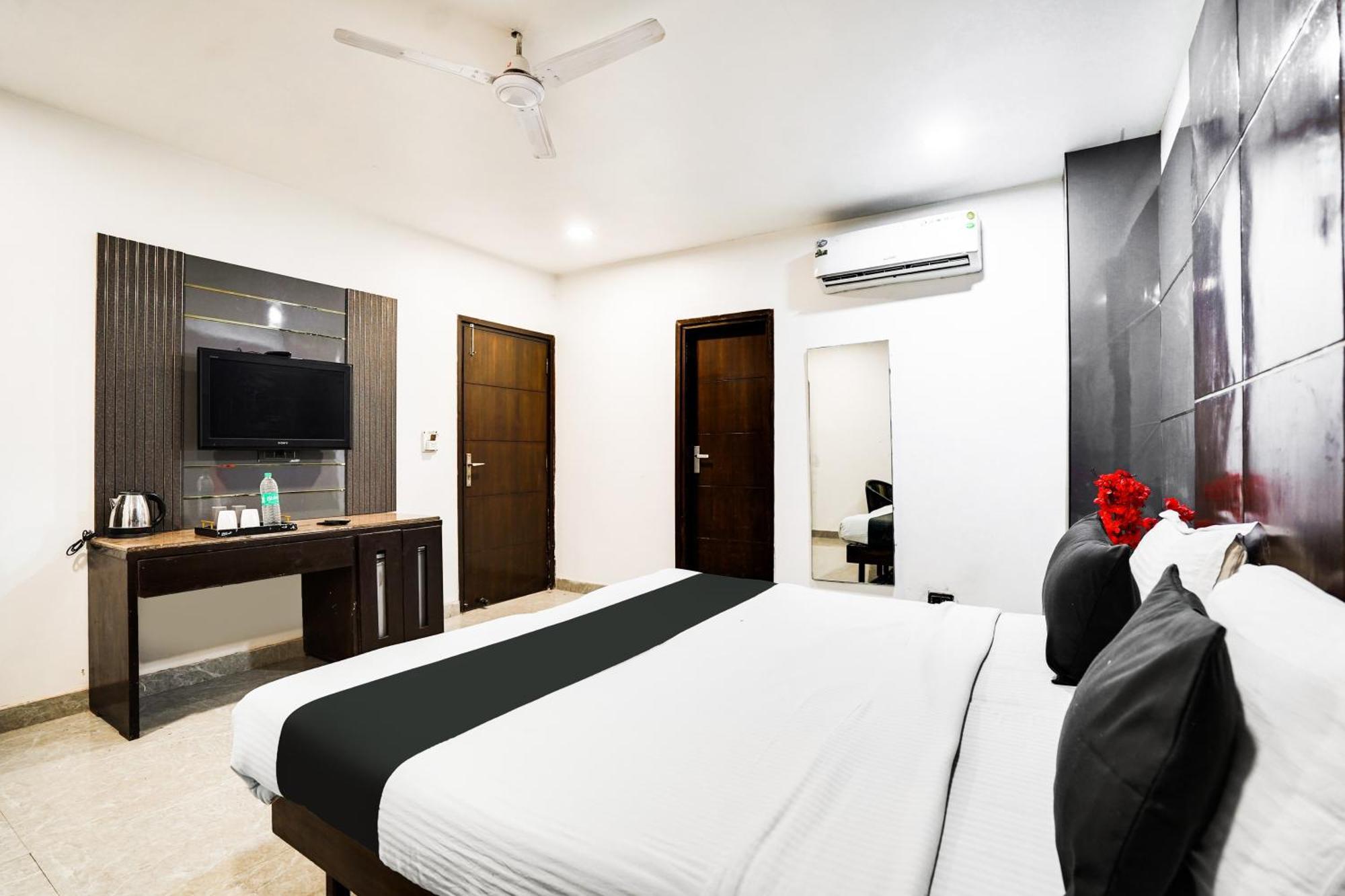 O Grand Peepal 4* Delhi (National Capital Territory of India)
