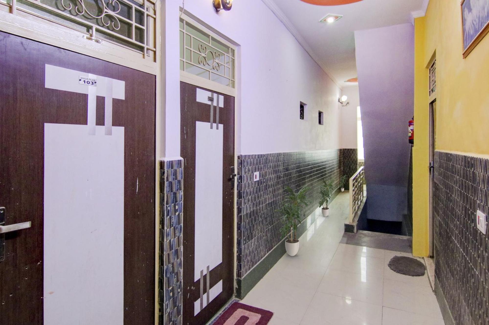 O S Palace Near Samaypur Badli Metro Station Hotel 3*