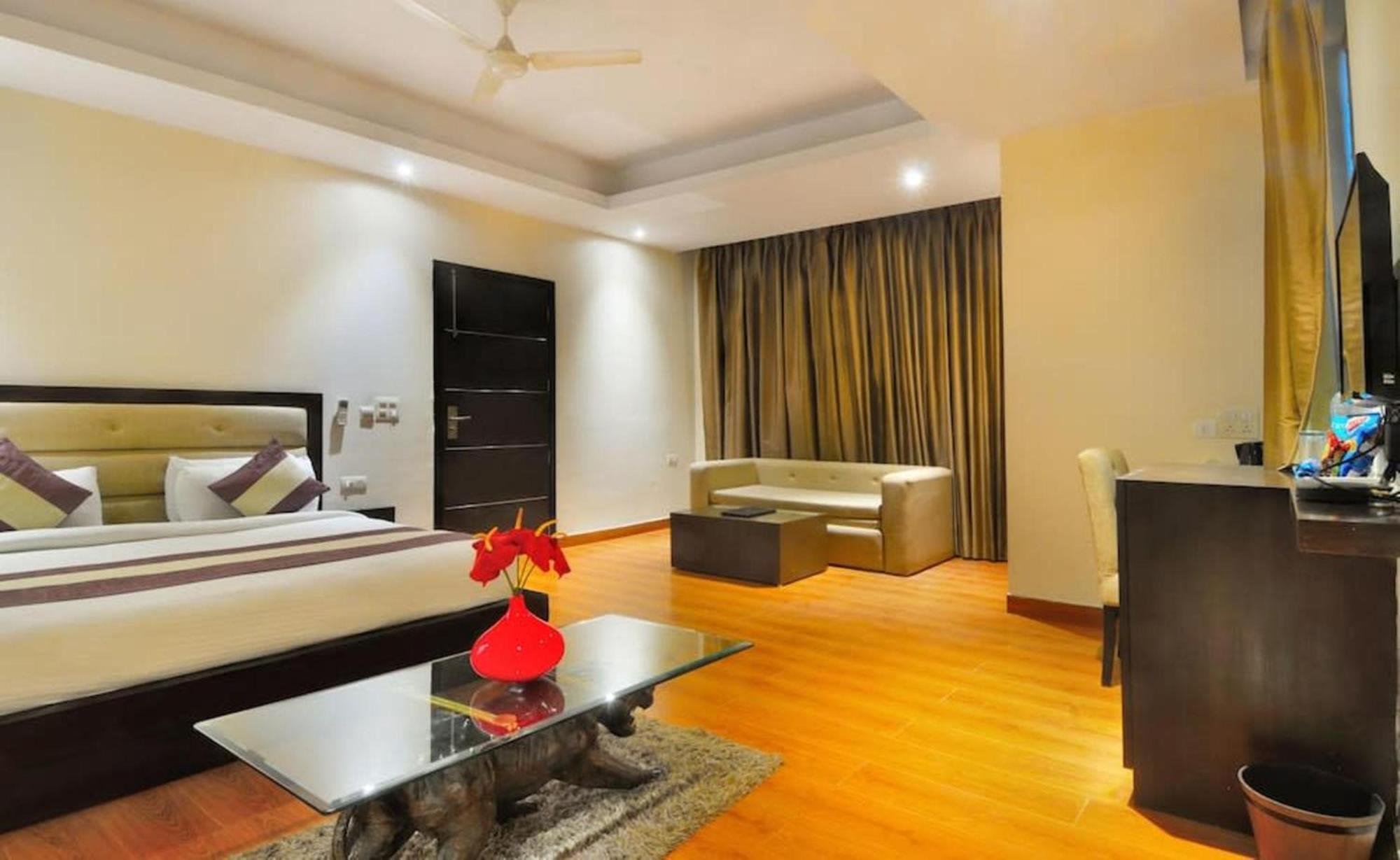 Hotel Zenith By Excellent Hospitality