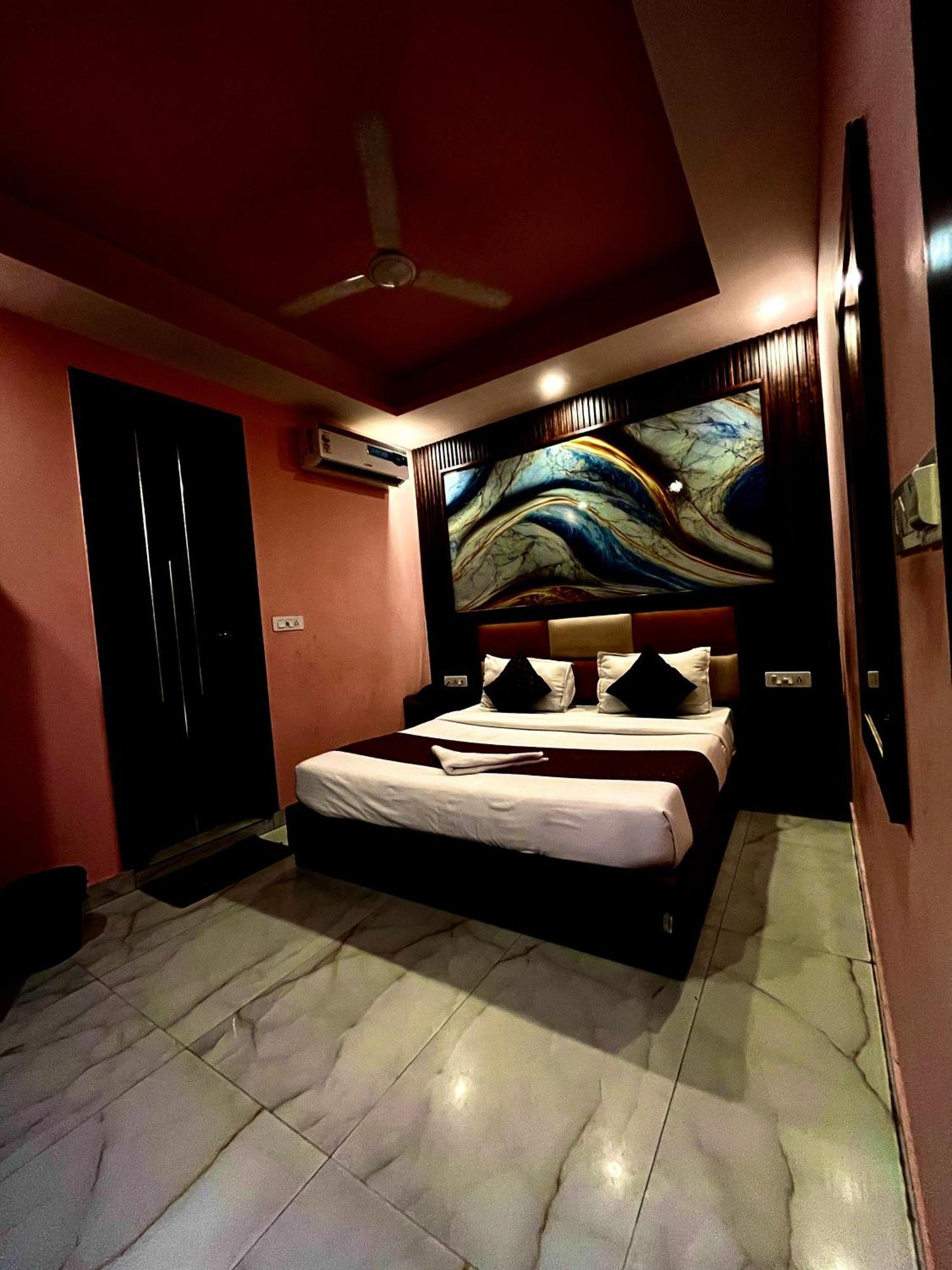 Jupiter Plaza Delhi Airport 3*
