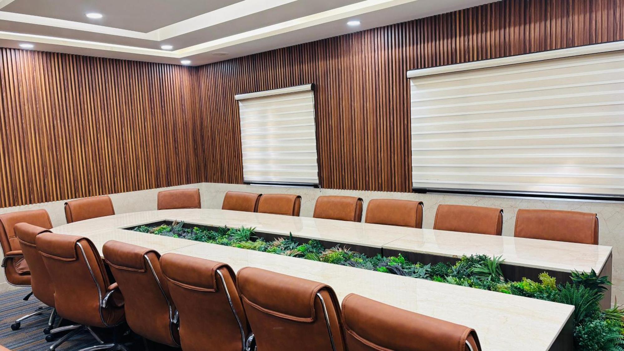 Shanti Palace Mahipalpur Hotel