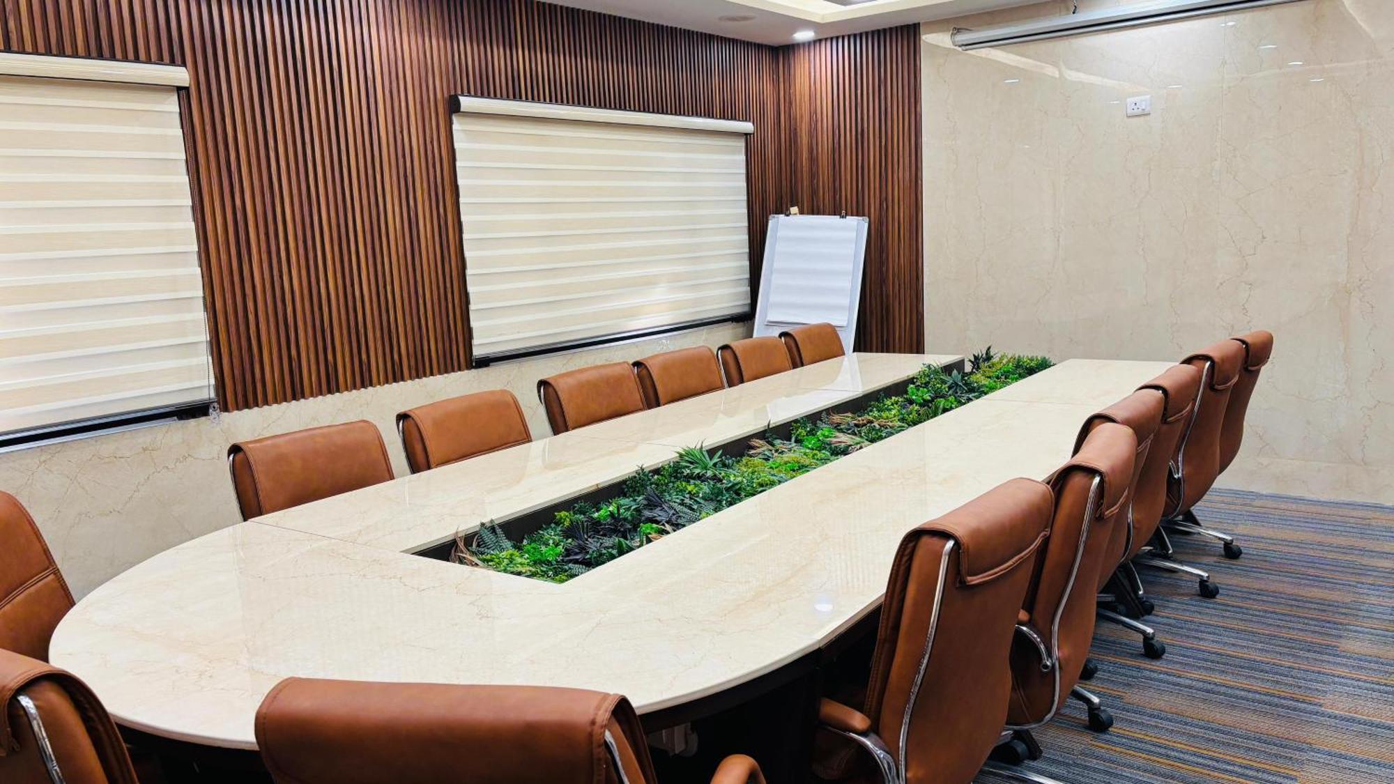 Shanti Palace Mahipalpur Hotel New Delhi