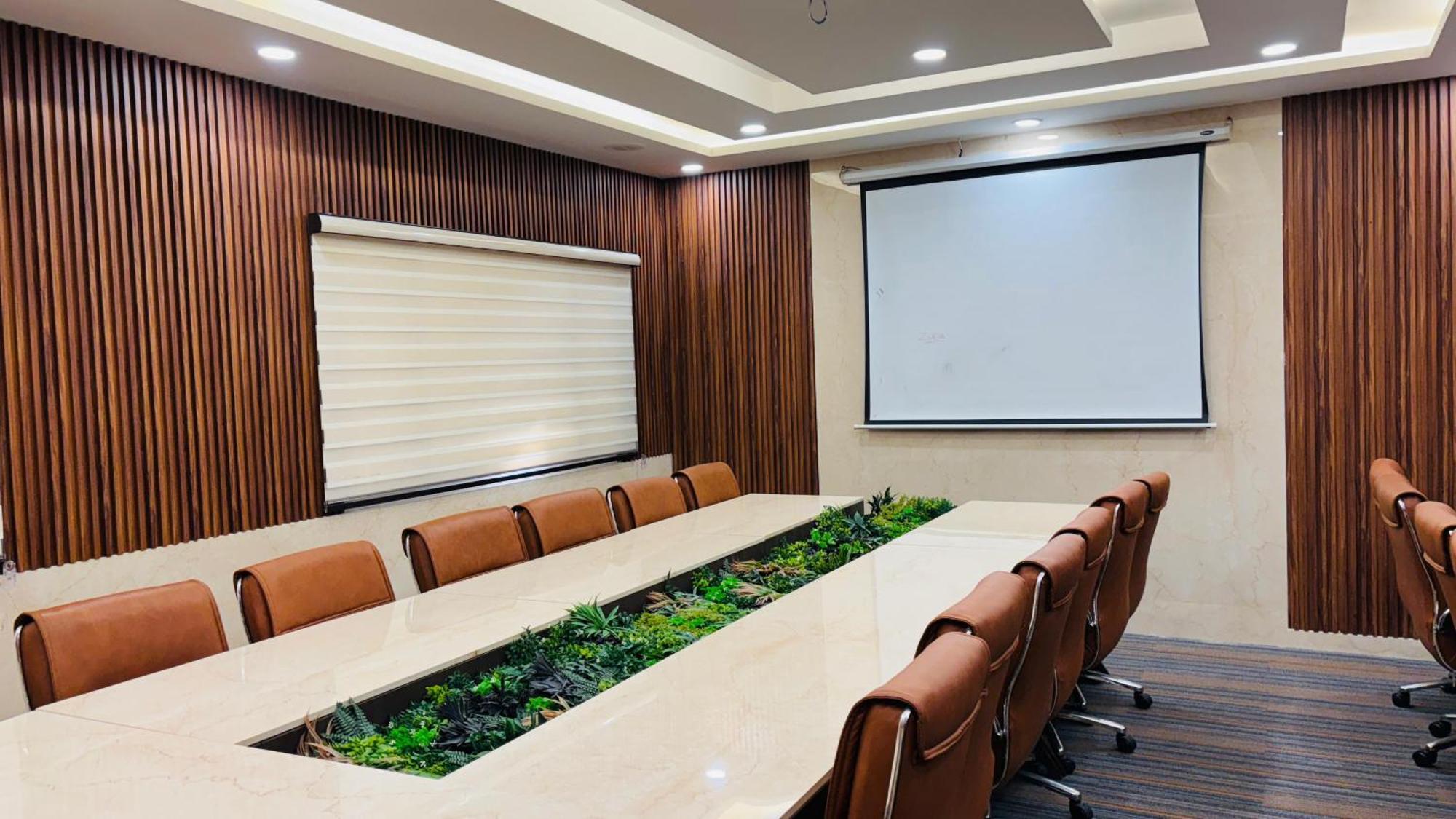 Shanti Palace Mahipalpur Hotel New Delhi