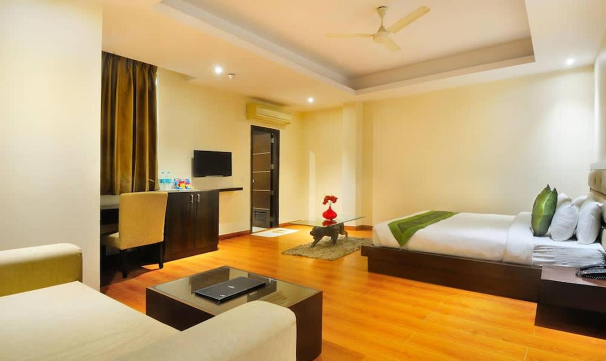 Hotel Zenith By Excellent Hospitality