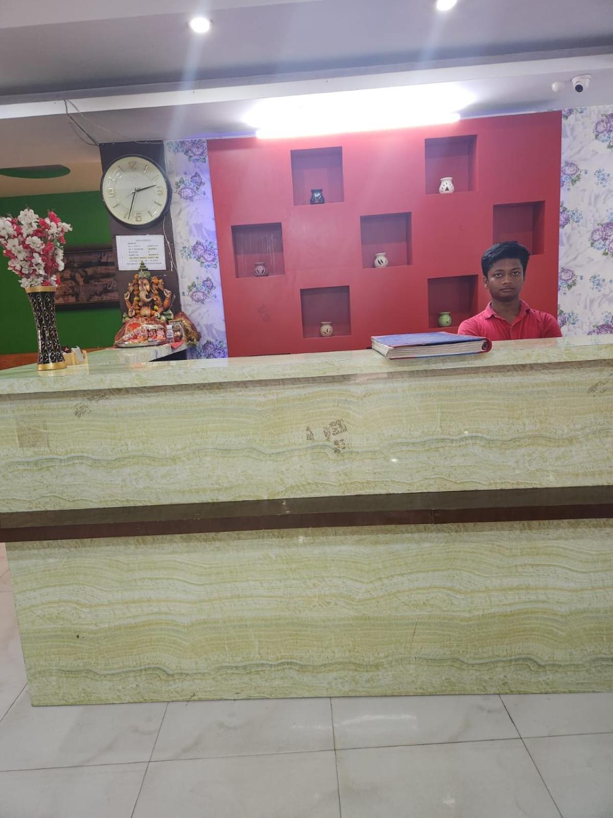 Aerotech Near Delhi Airport Hotel New Delhi