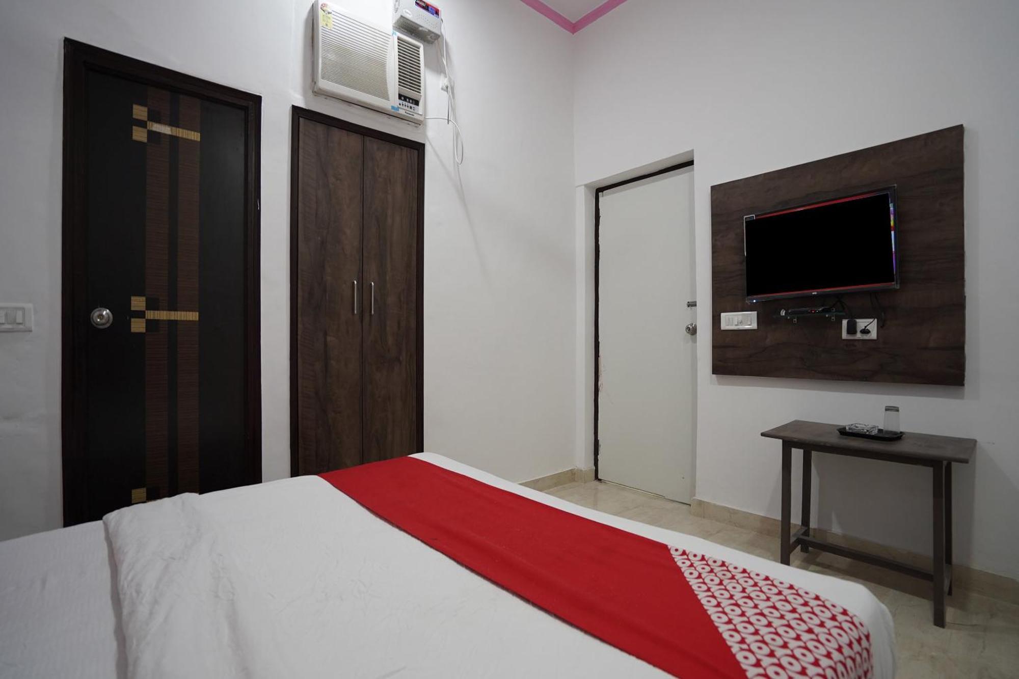 O White House Hotel 4*
