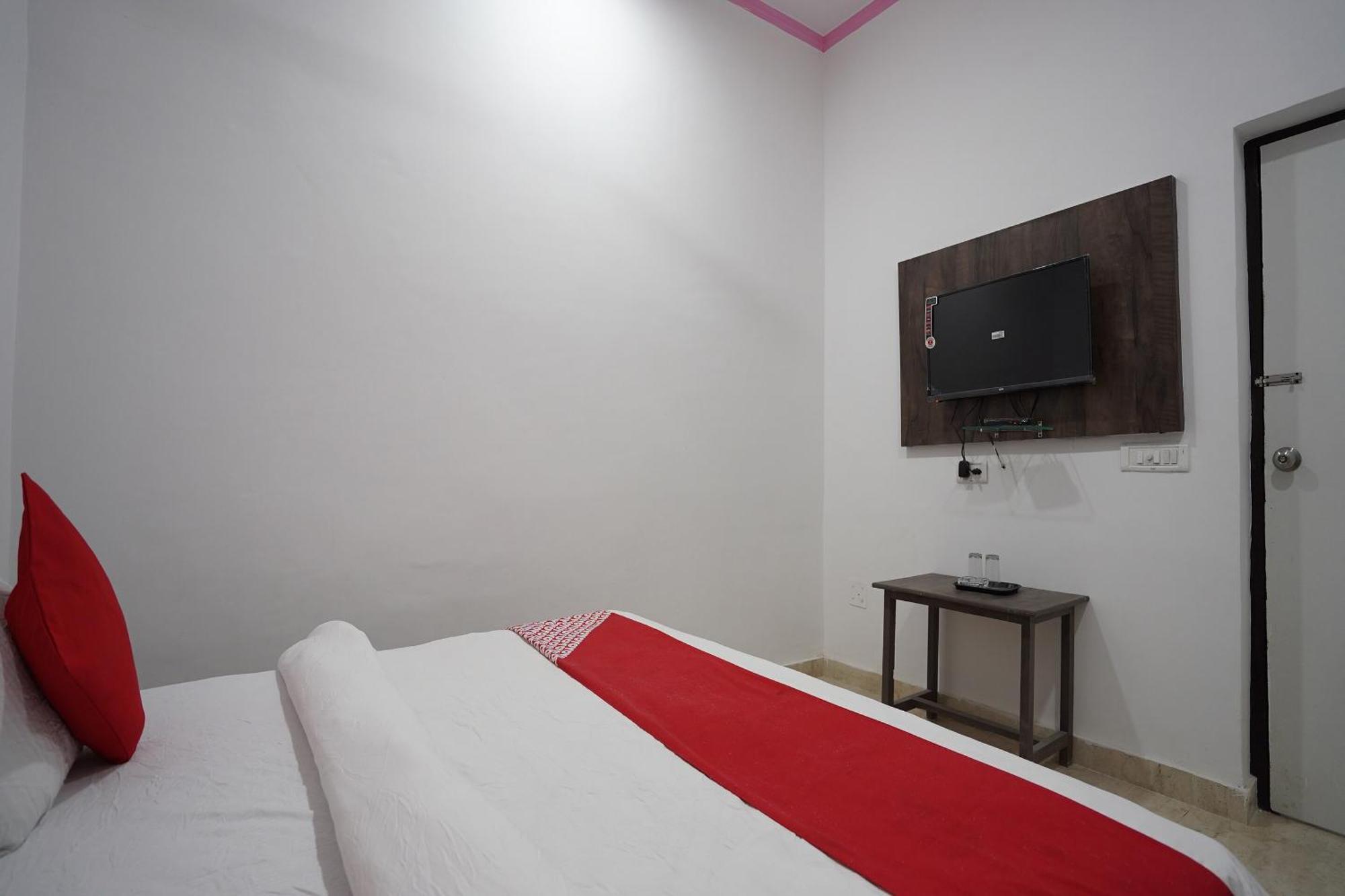 O White House 4* New Delhi