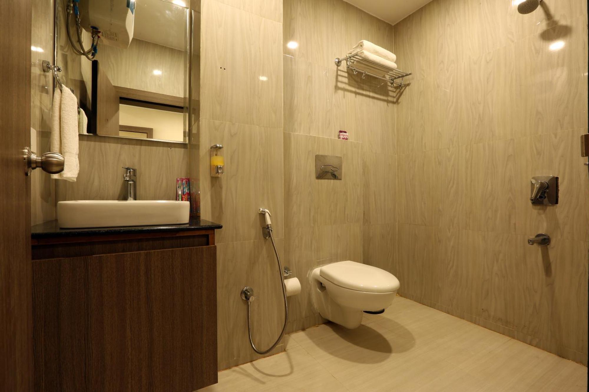 Aerostay Residency Igi Airport Delhi New Delhi