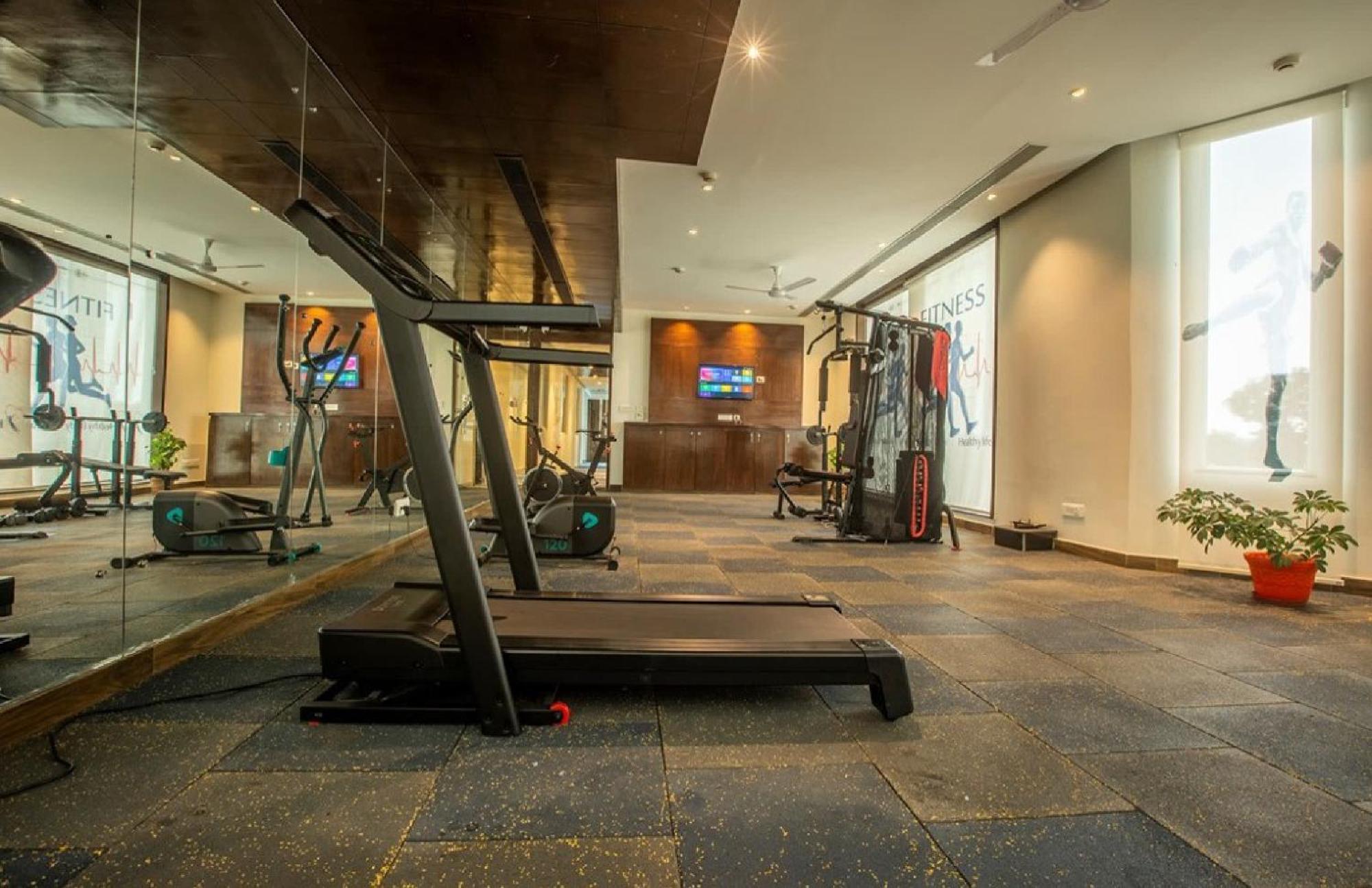 Aerostay Residency Igi Airport Delhi