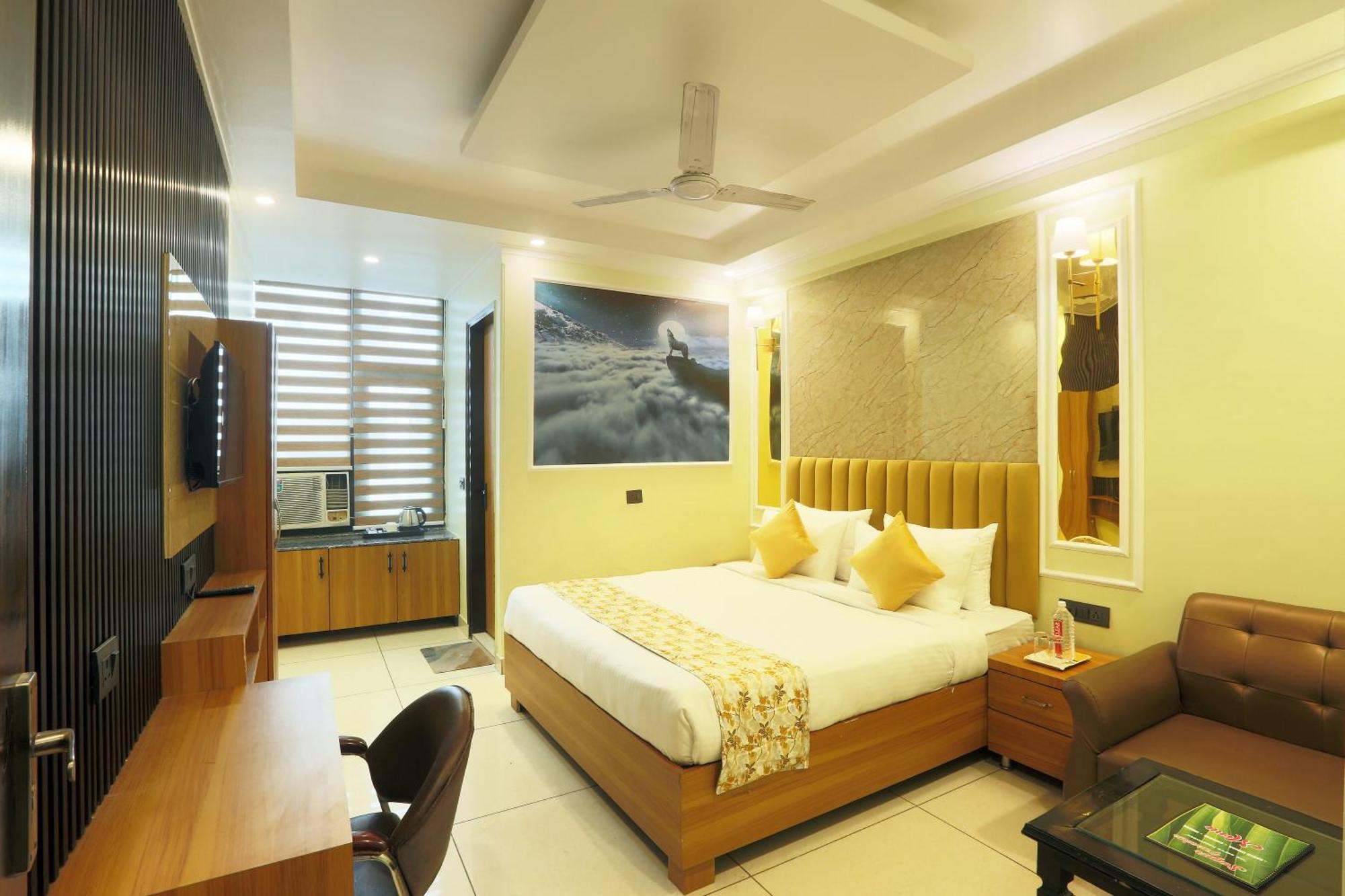 Hotel Aerostay Residency Igi Airport Delhi New Delhi
