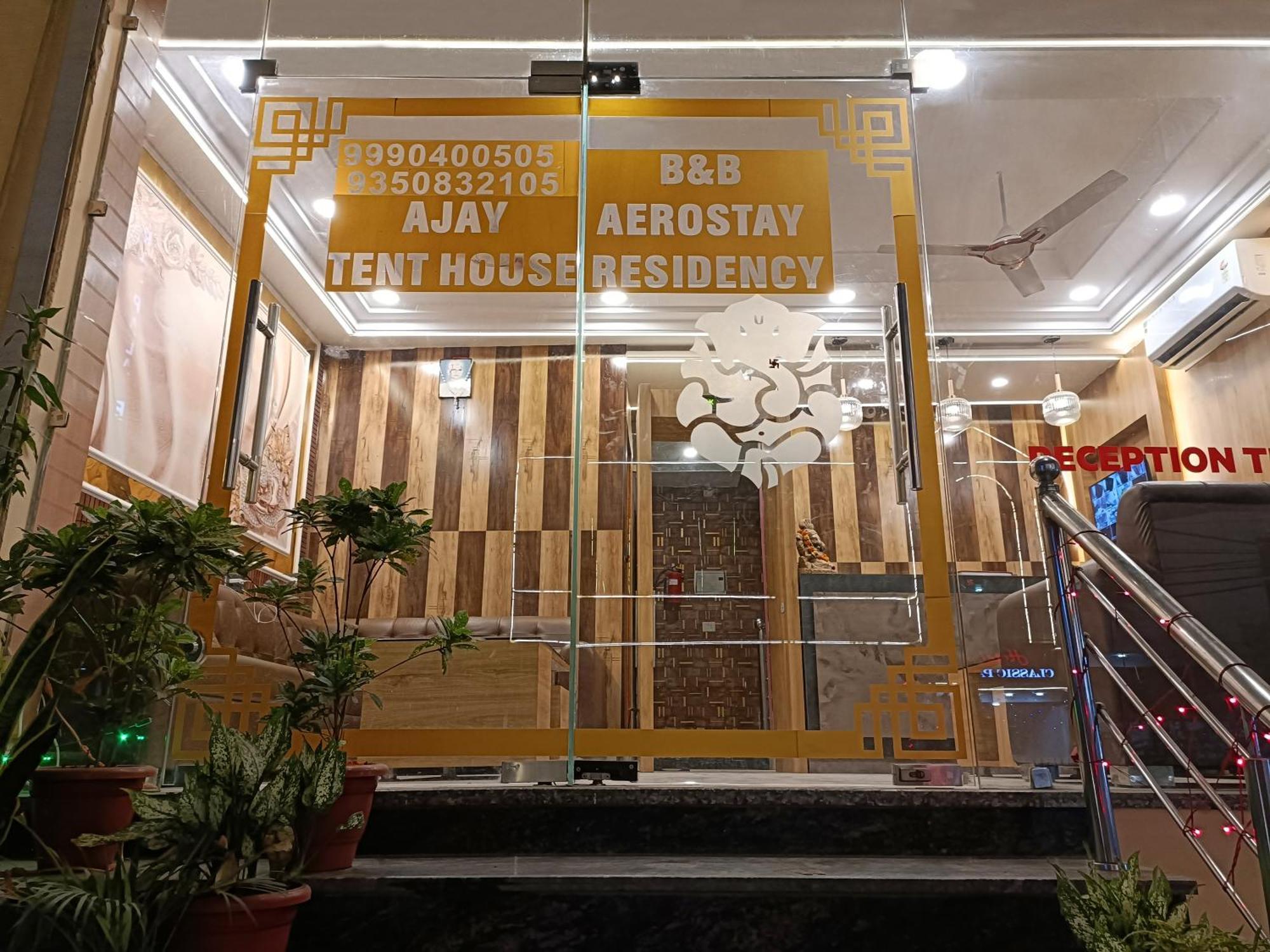 Hotel Aerostay Residency Igi Airport Delhi 4*