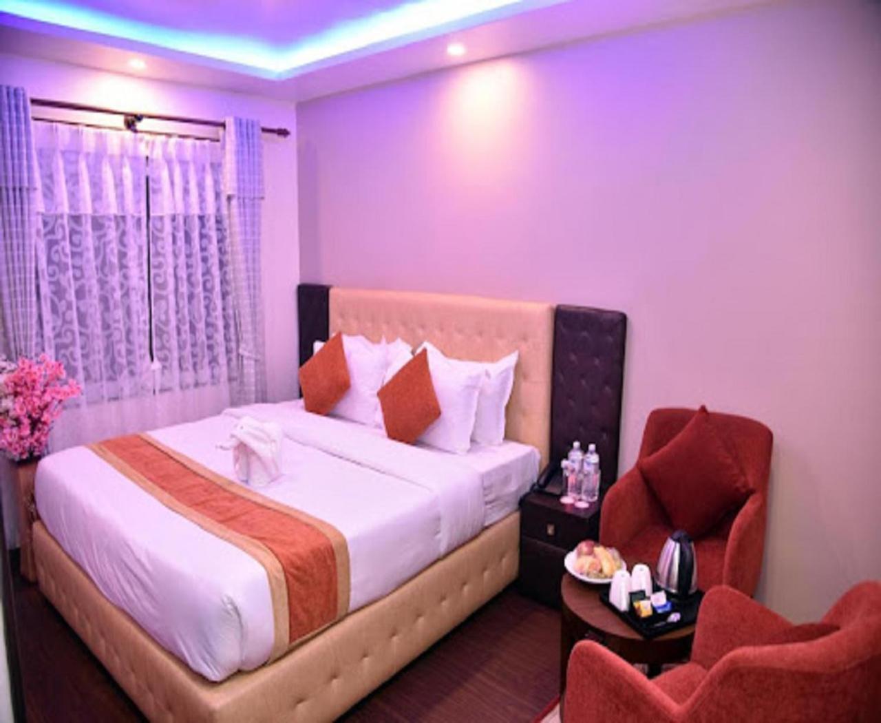 Teo International Near Delhi Airport By-tu Casa 4*