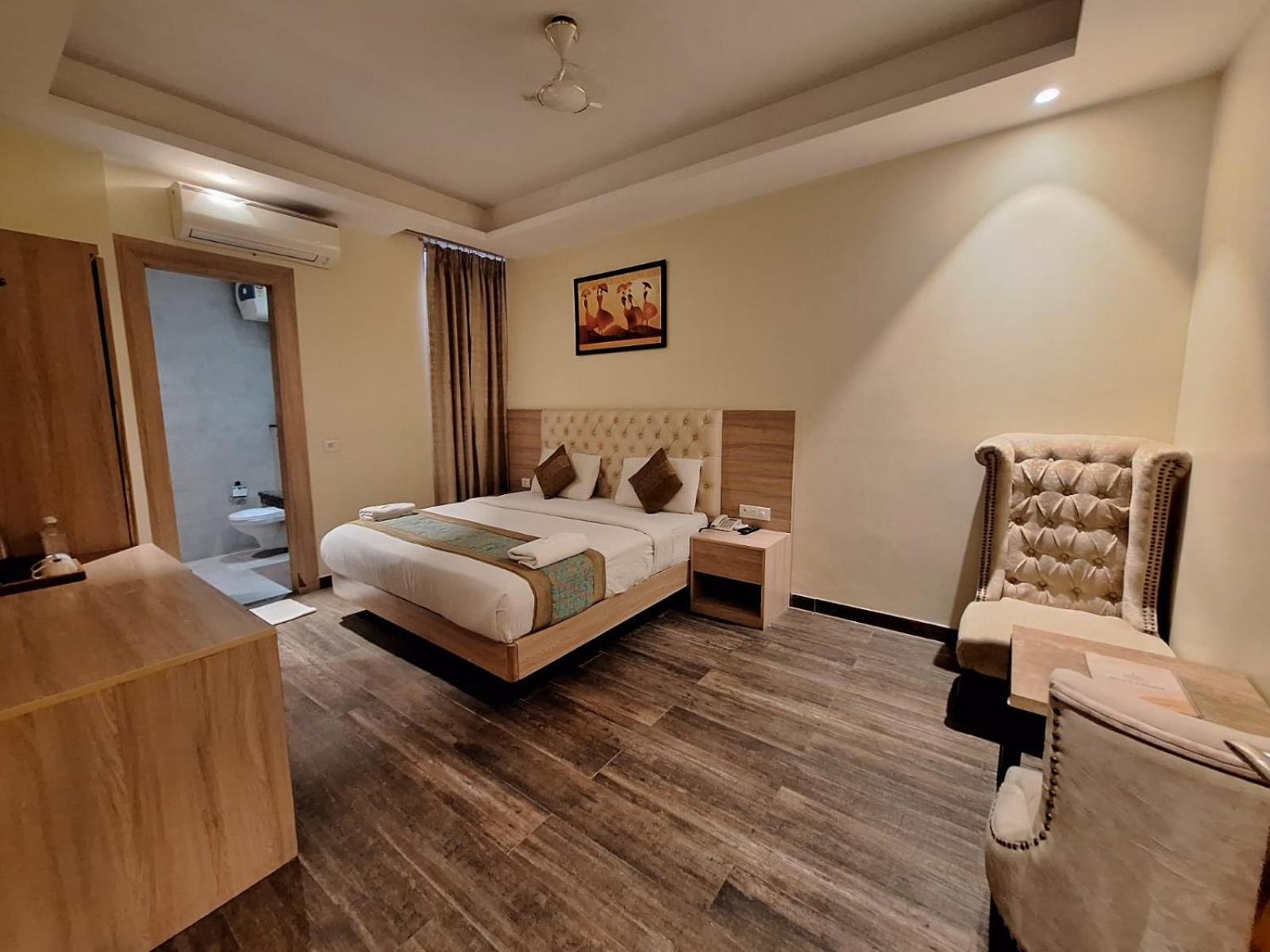 Hotel Uv By Iva New Delhi