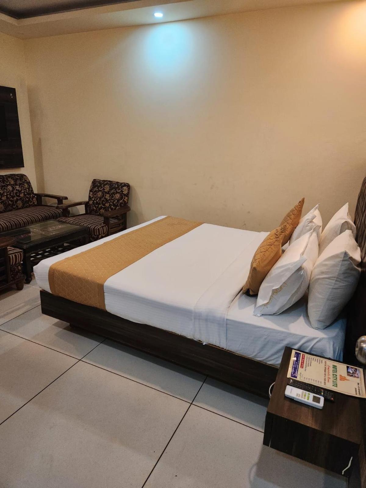 Hotel City Lite Plaza