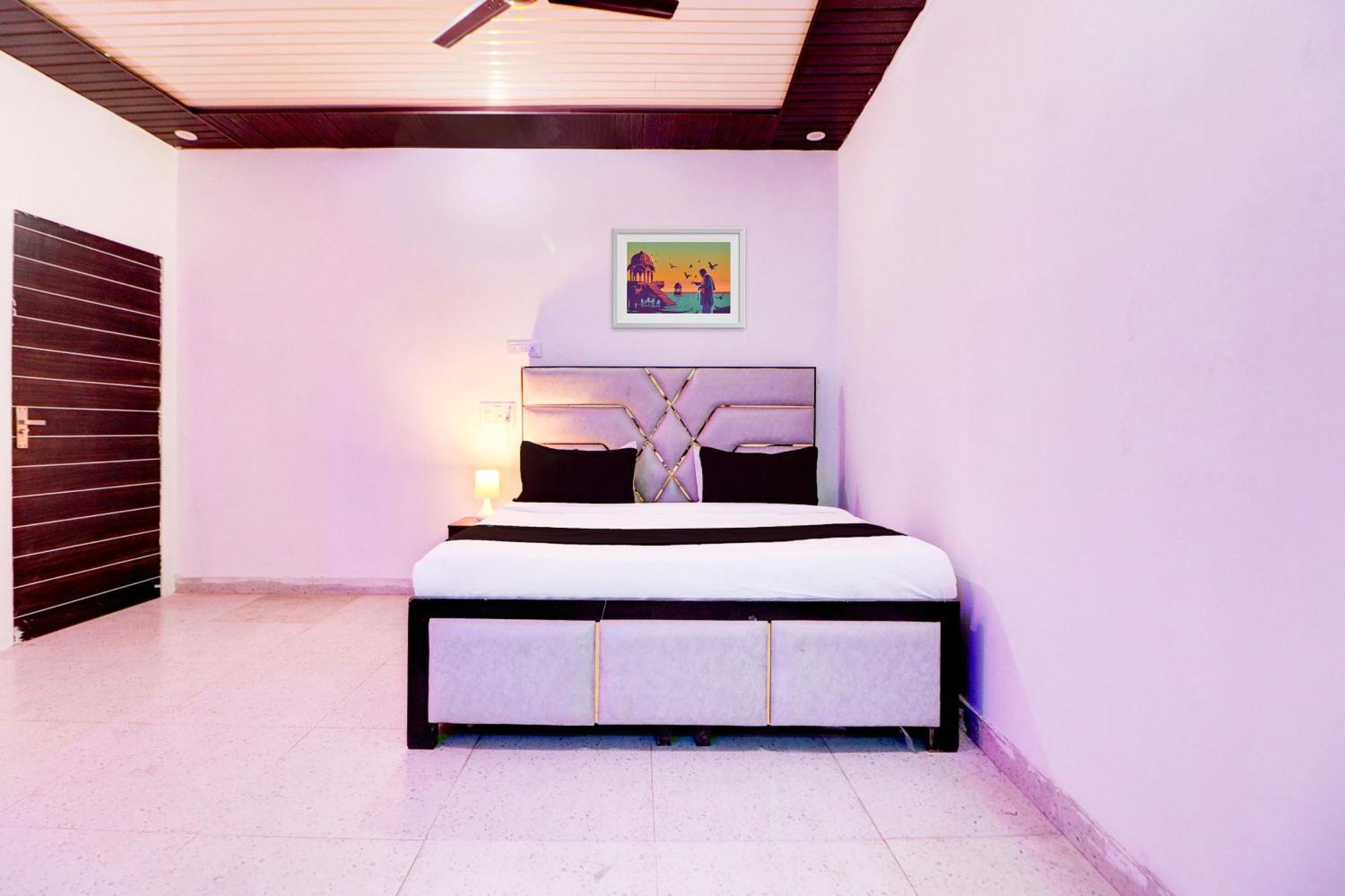 Hotel O Moon Light 3*
