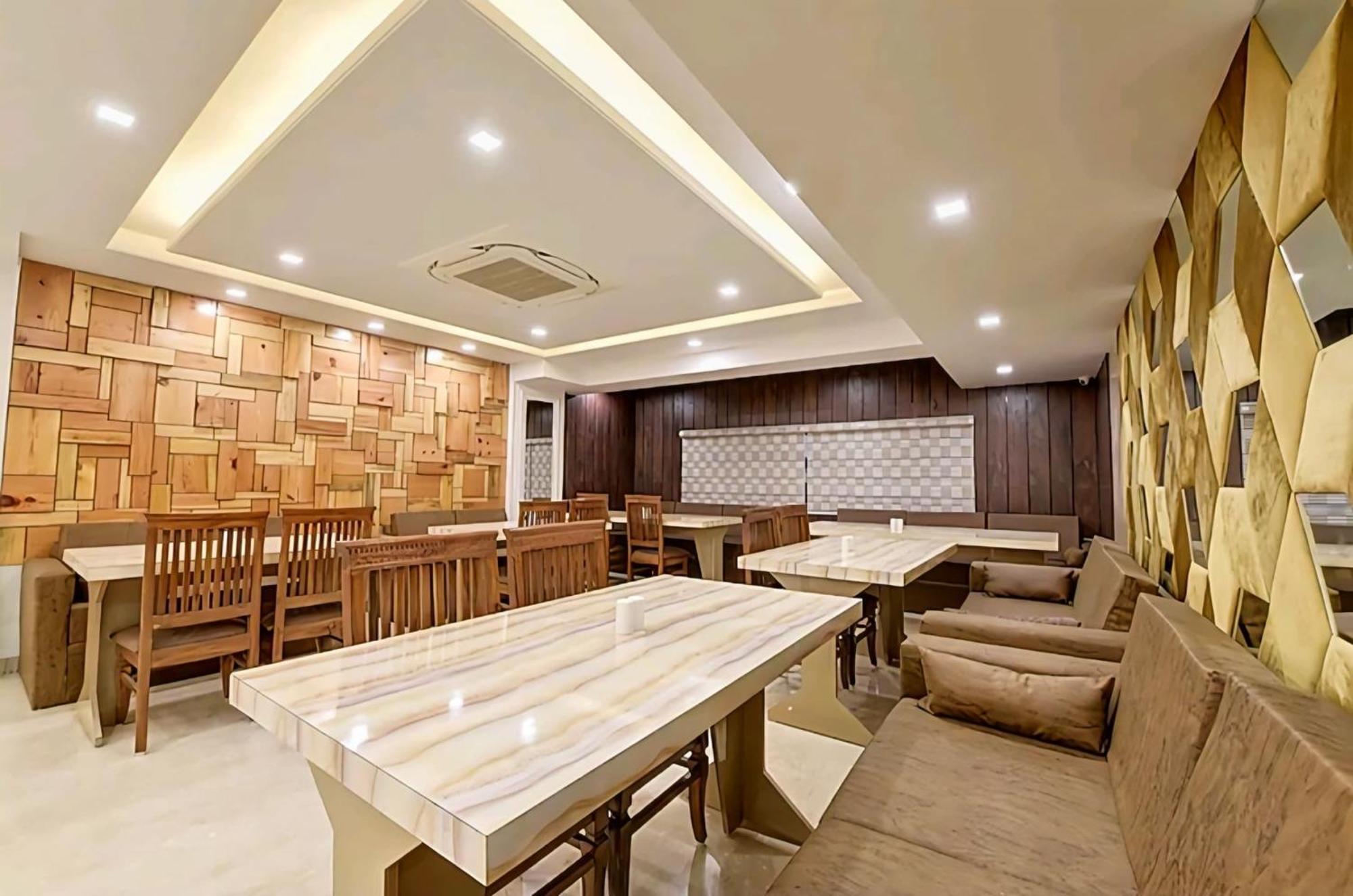Glace Near Igi Airport Hotel New Delhi