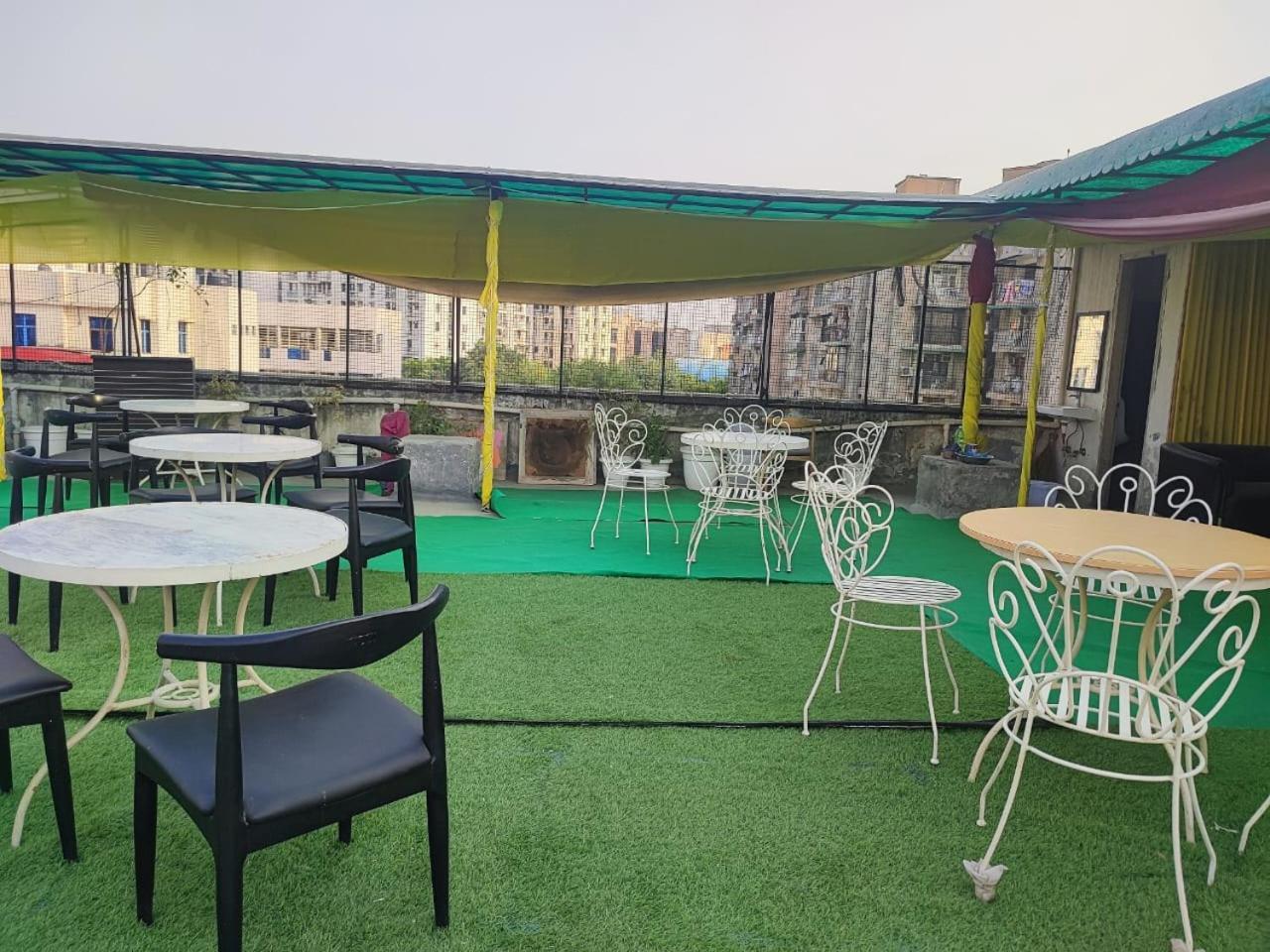 Nidra Hotel, Sector 10, Dwarka,delhi 3*