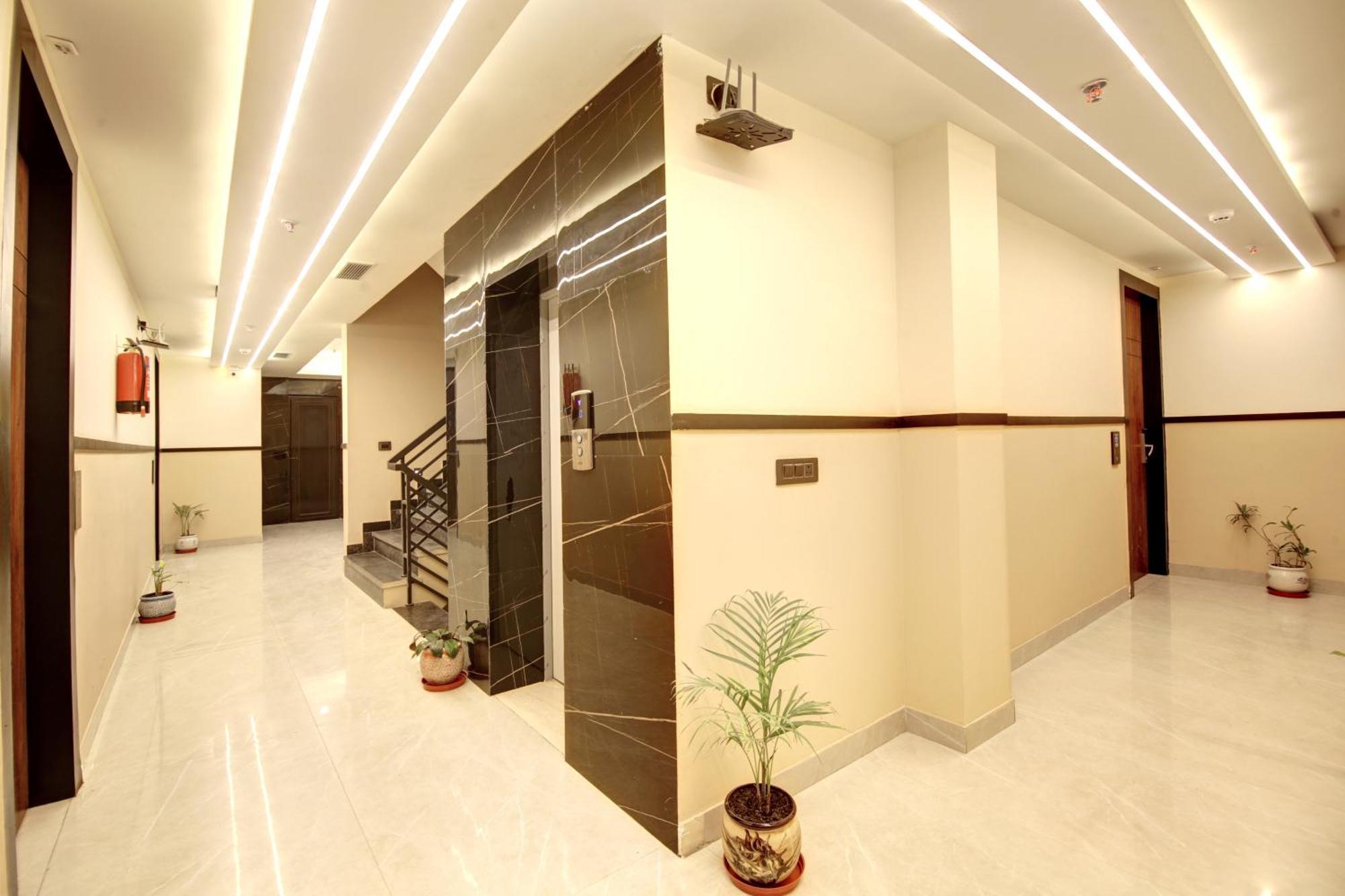 Hotel Armani-modern New Delhi