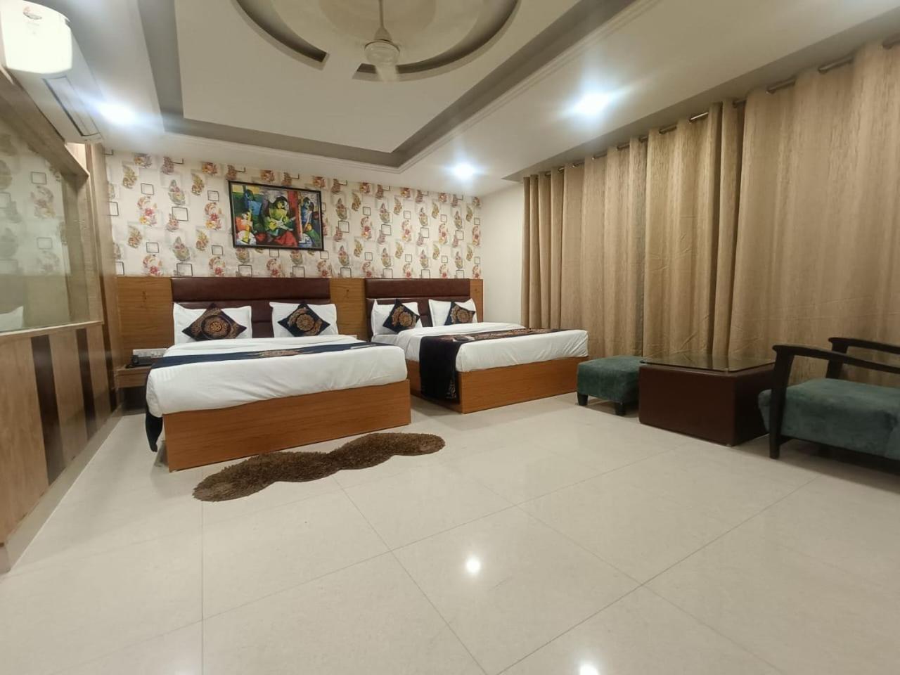 Grand By D'capitol Near Delhi Airport 4* New Delhi