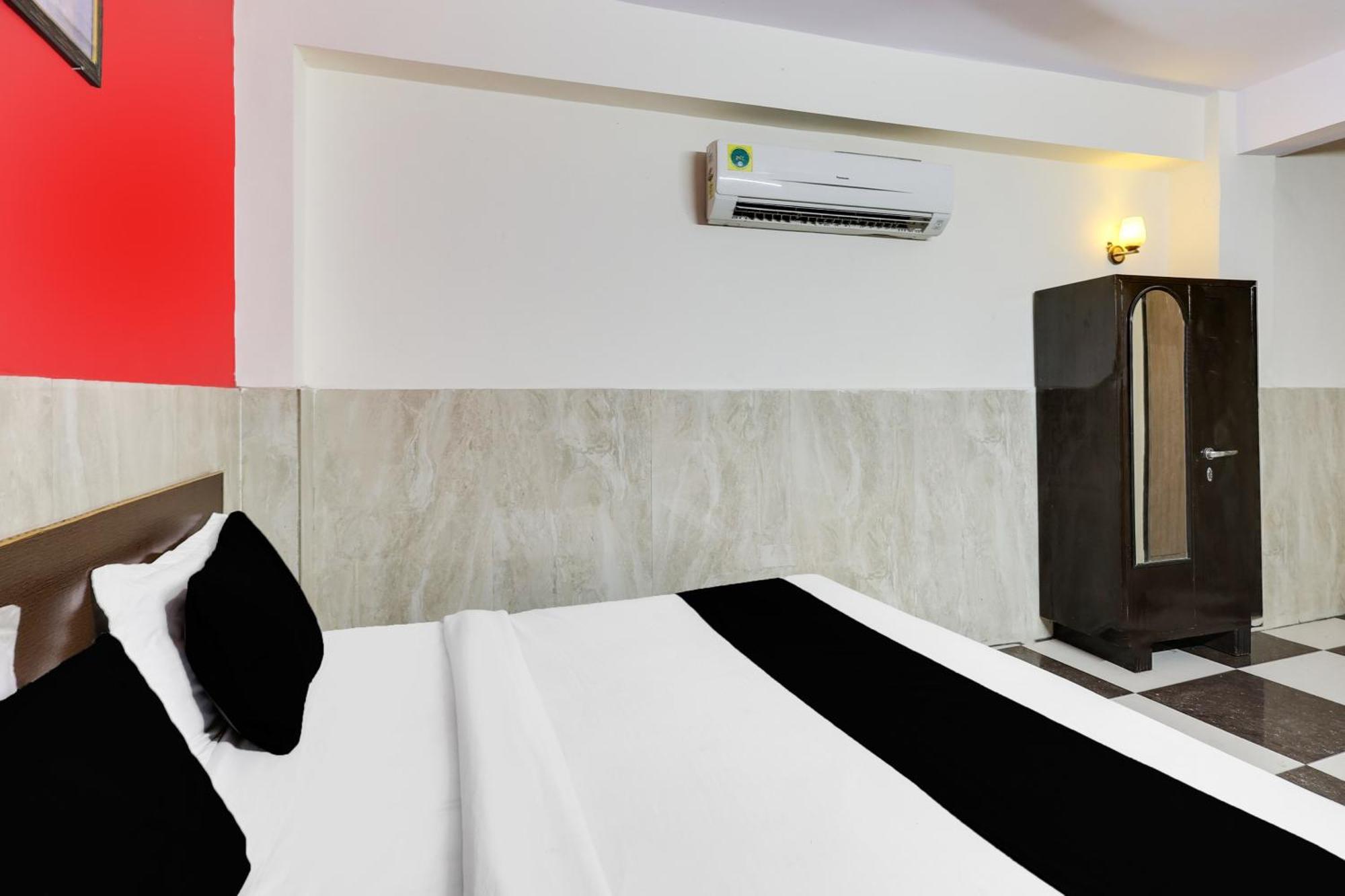 Hotel O Palam New Delhi