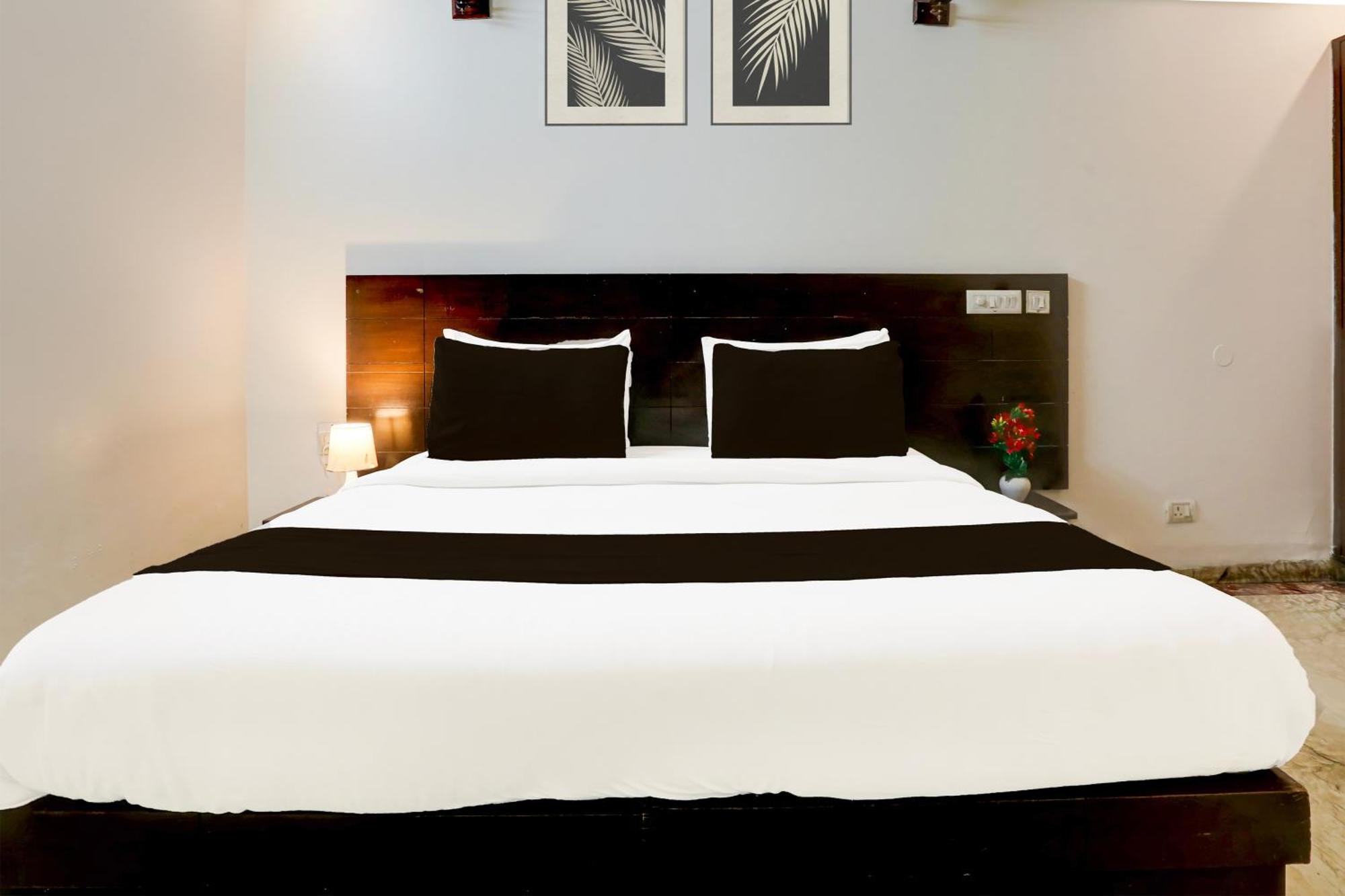 O The Grace Delhi Hotel 4*