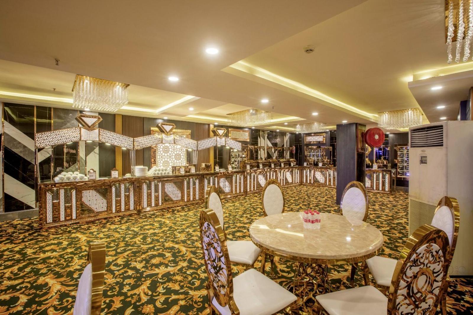 Hotel Park Delhi Airport By Prithvi Palace 4*