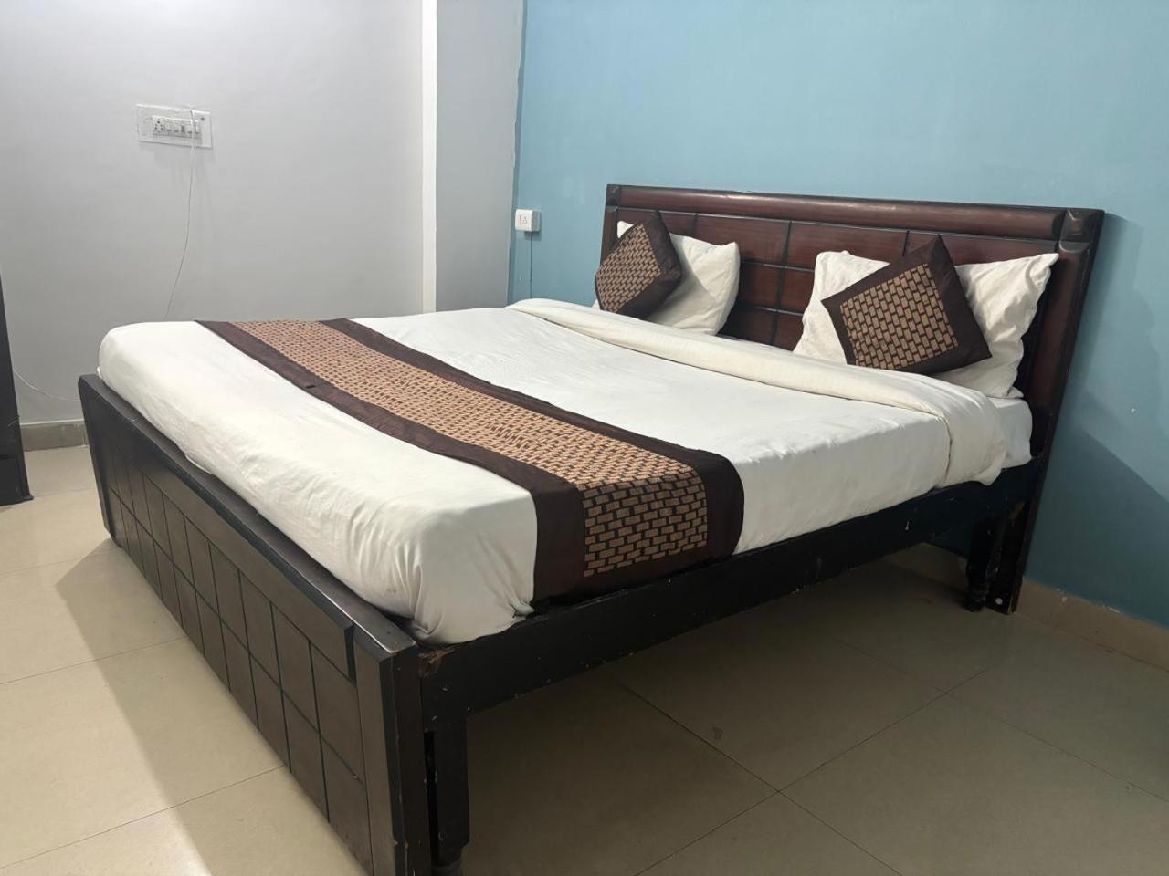 Hotel Royal Luxury In Hauz Khas Nova Deli