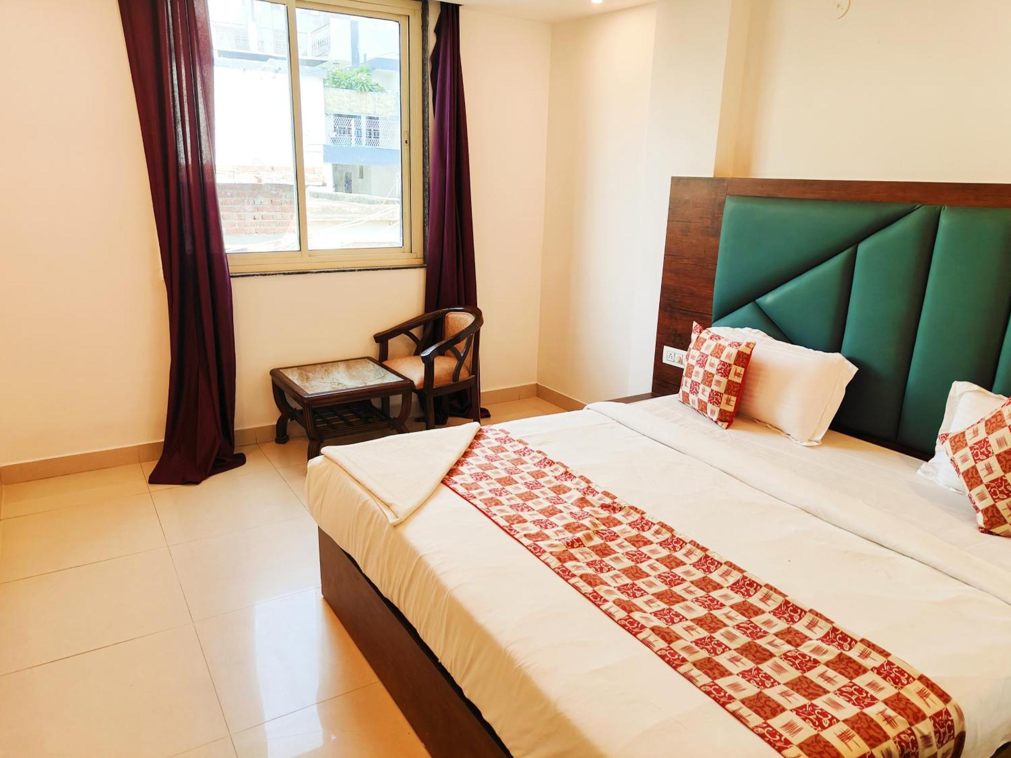 Hotel Krone A Family Near Igi Airport Delhi New Delhi