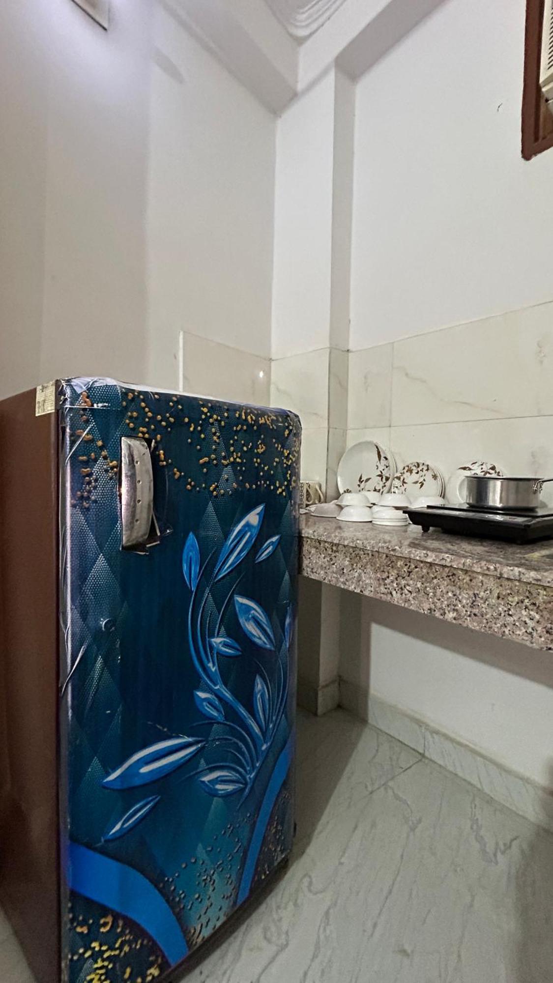 Apartamento The Comfort Corner Inn- & Kitchen - Couple Friendly - 7-8 Km Drive From Airport Nova Deli