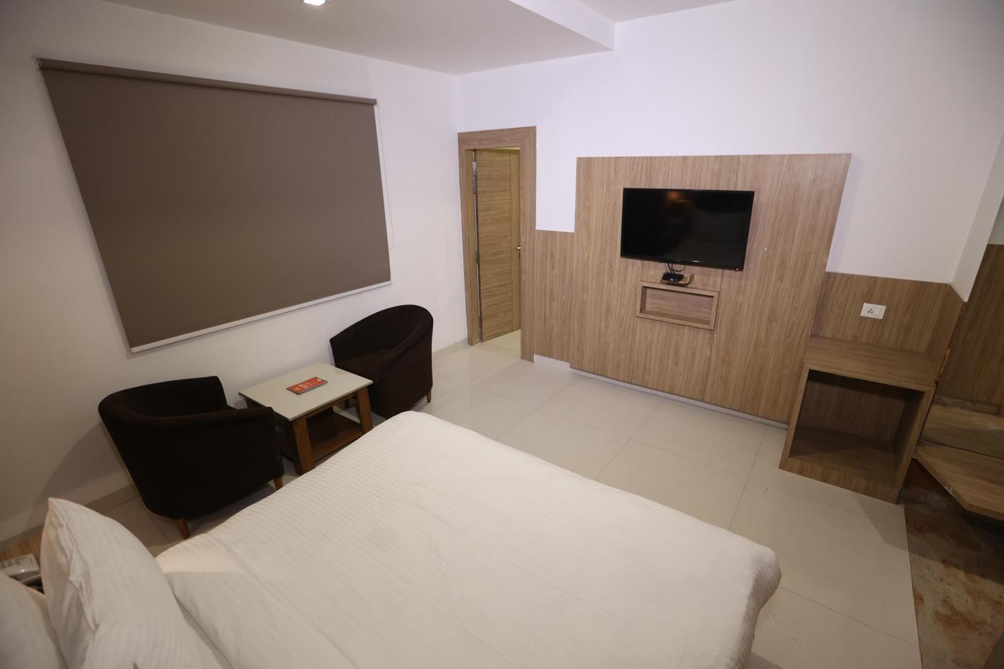 Elevate - With Complimentary Pickup Or Drop Near Delhi Airport New Delhi