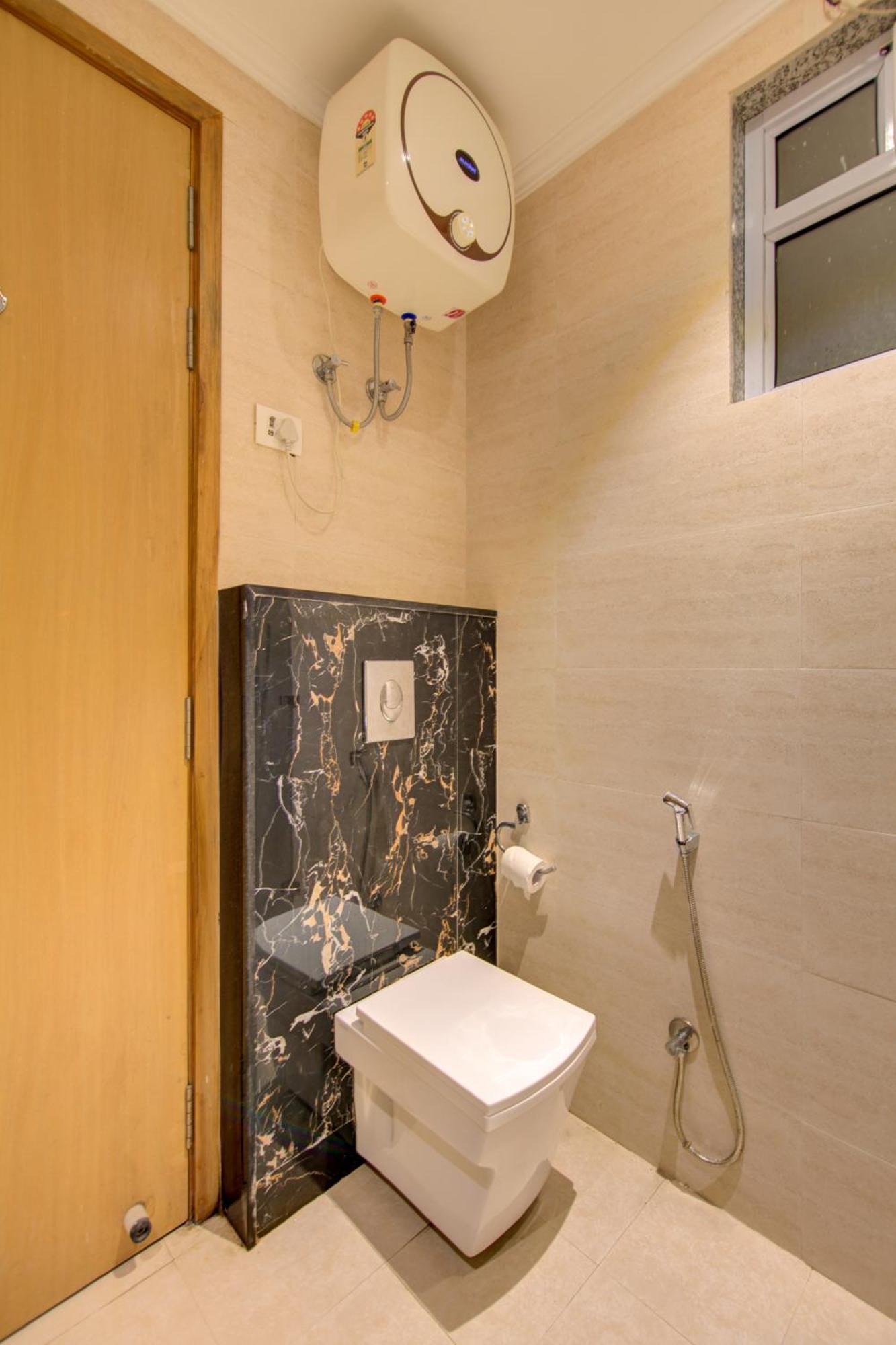 Hotel Elevate - With Complimentary Pickup Or Drop Near Delhi Airport