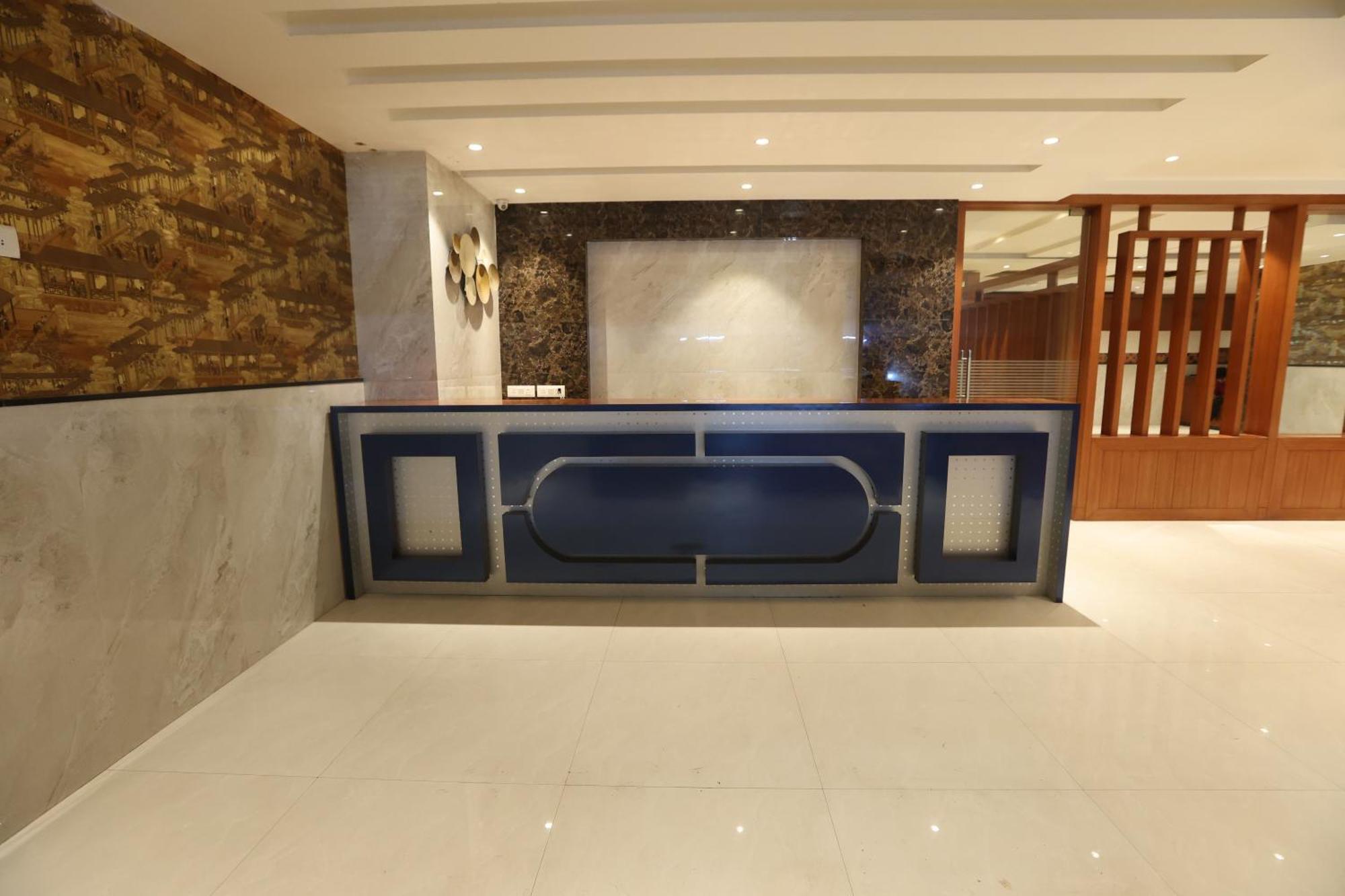 Hotel Elevate - With Complimentary Pickup Or Drop Near Delhi Airport New Delhi