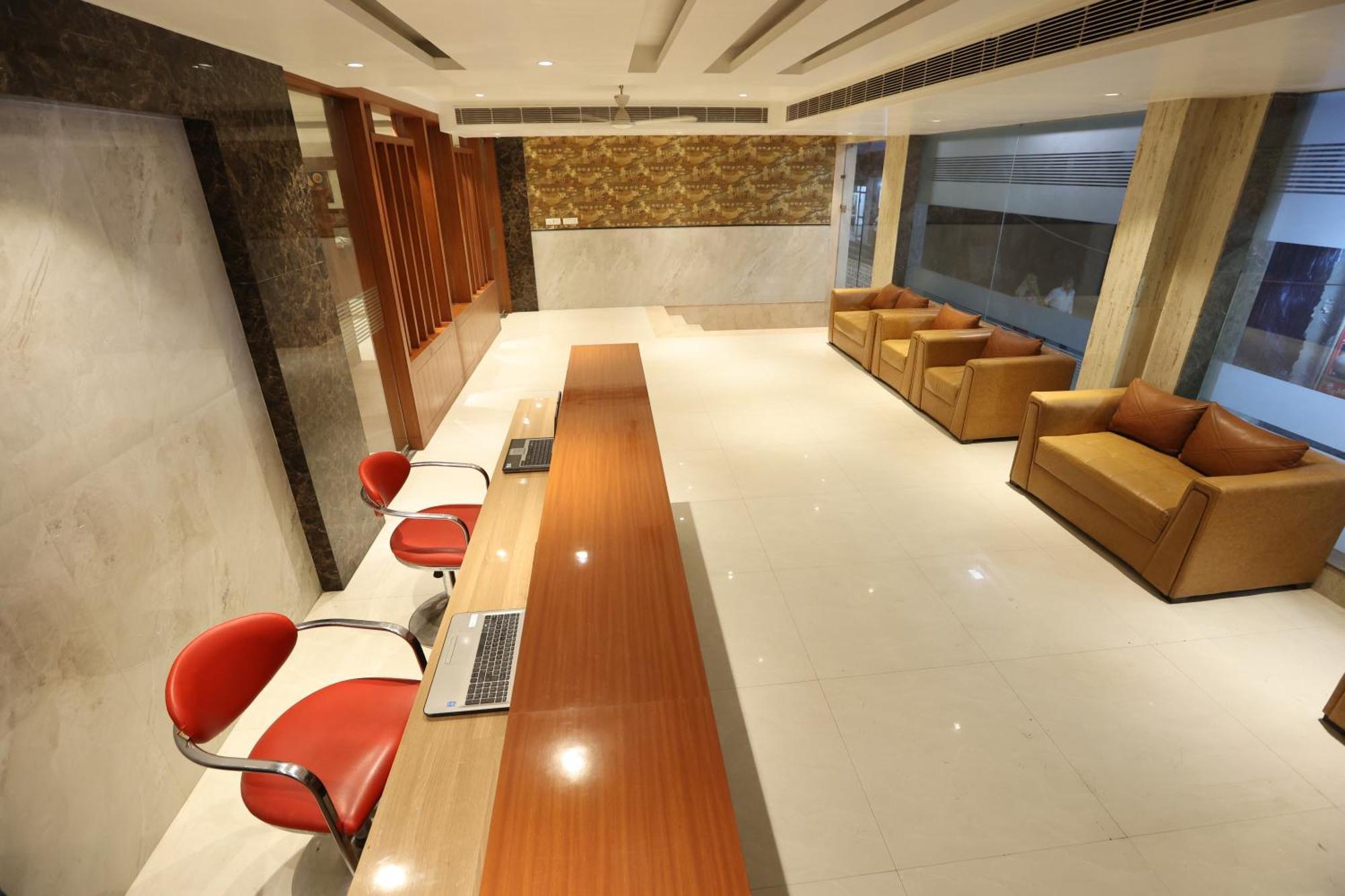 Hotel Elevate - With Complimentary Pickup Or Drop Near Delhi Airport